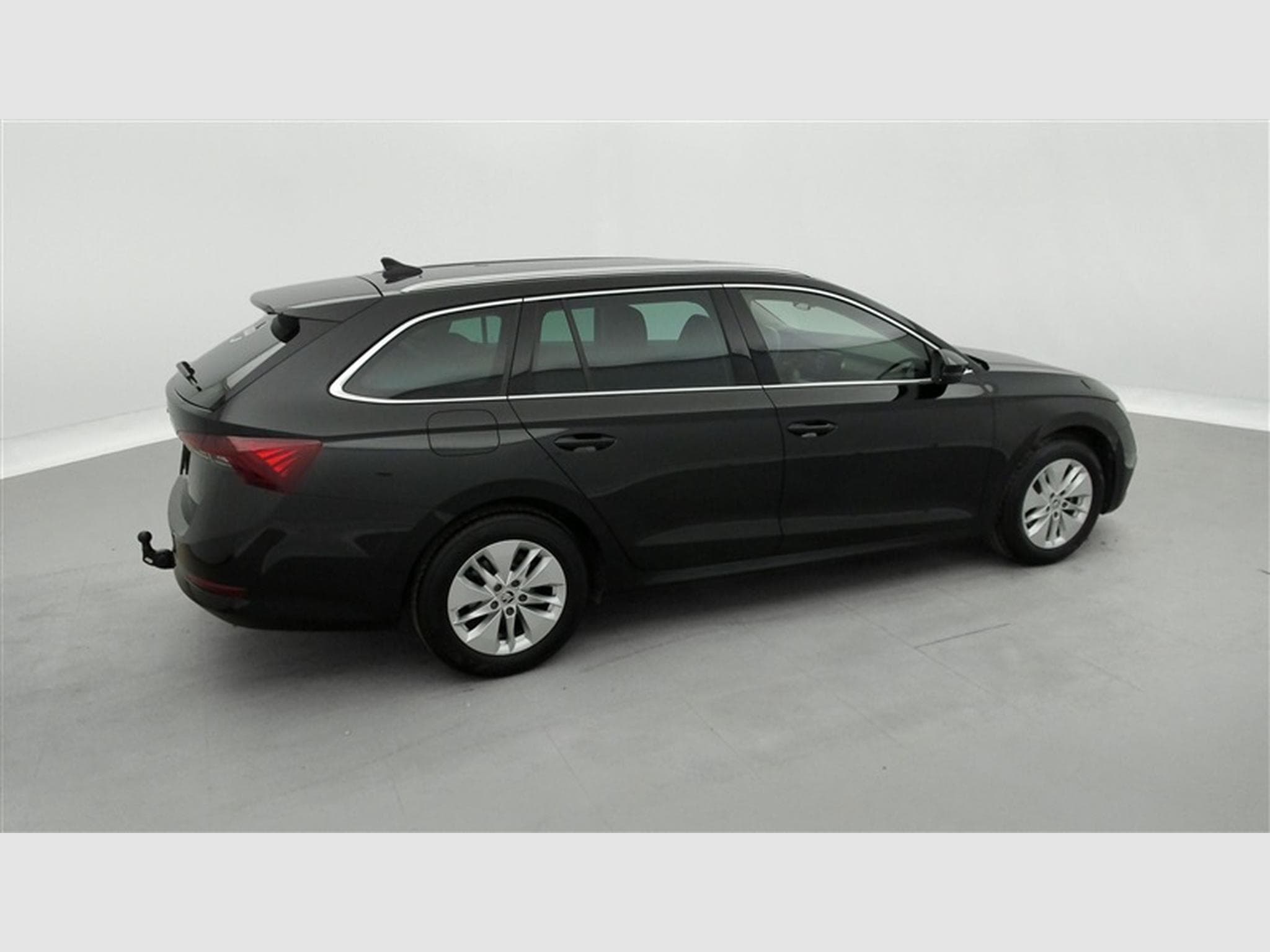 Skoda Octavia SW 1.0 TSI Clever+ NAVI / FULL LED / CLIM (2022) - Photo 25