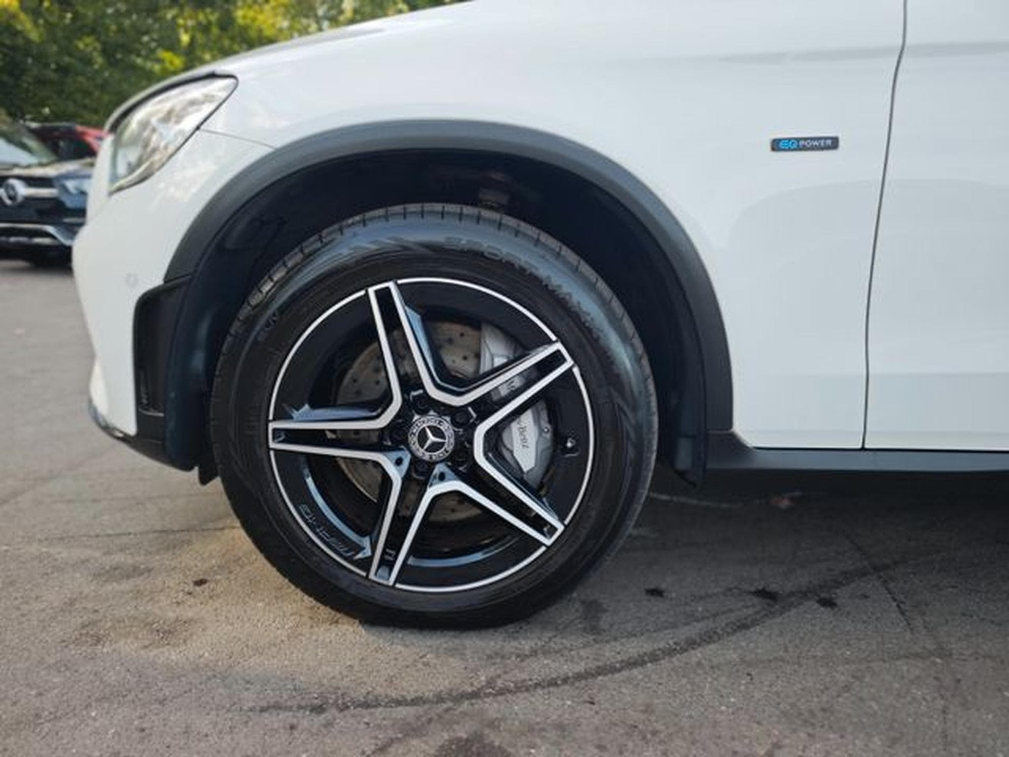 Mercedes GLC 300 GLC 300 DE*AMG LINE*NIGHT PAKET*PANORAMA* (2020) - Photo 11