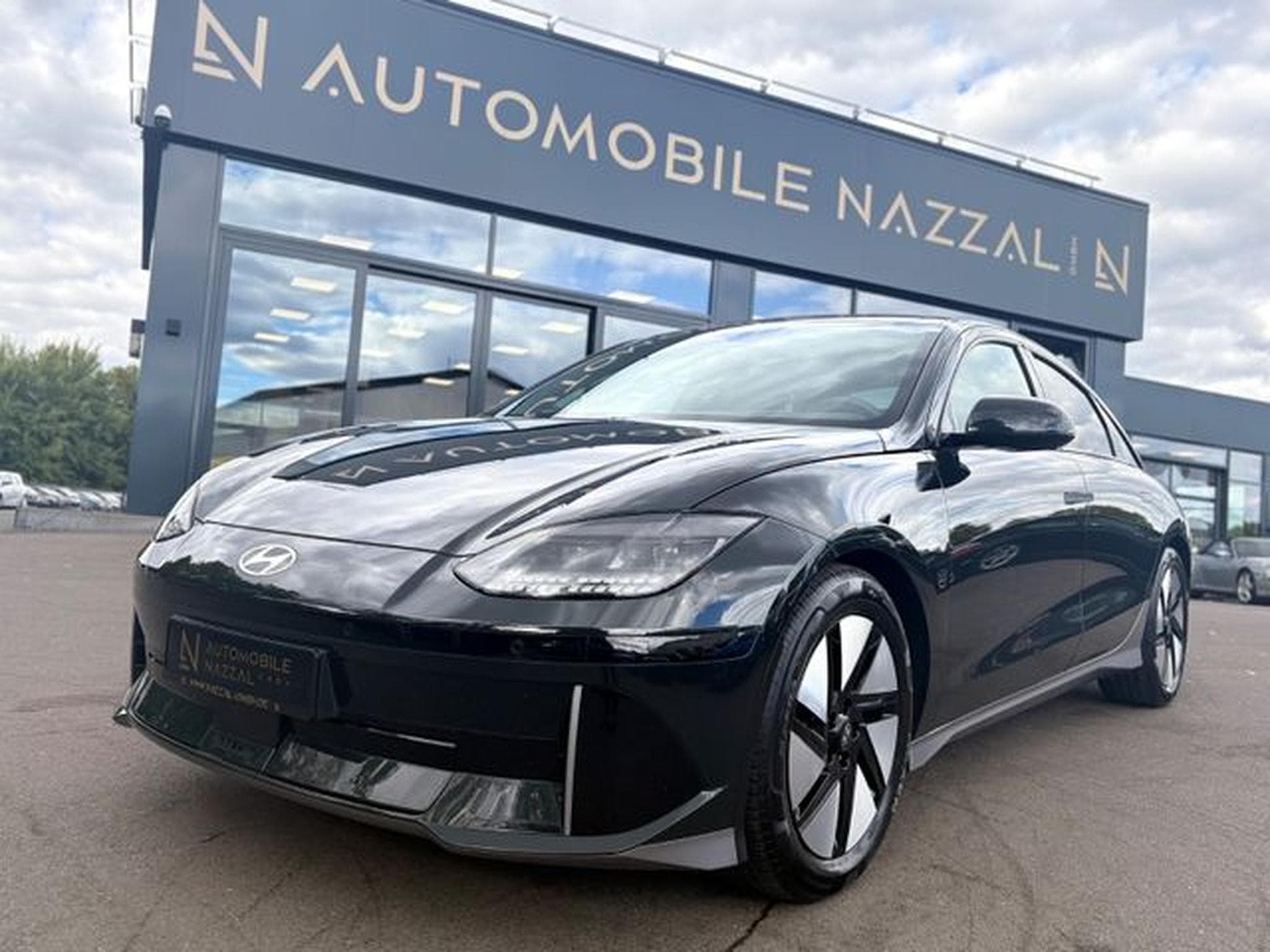 Hyundai IONIQ IONIQ 6 DYNAMIC ELECTRO *WÄRMEPUMPE*360°*NAVI* (2023) - Photo 2
