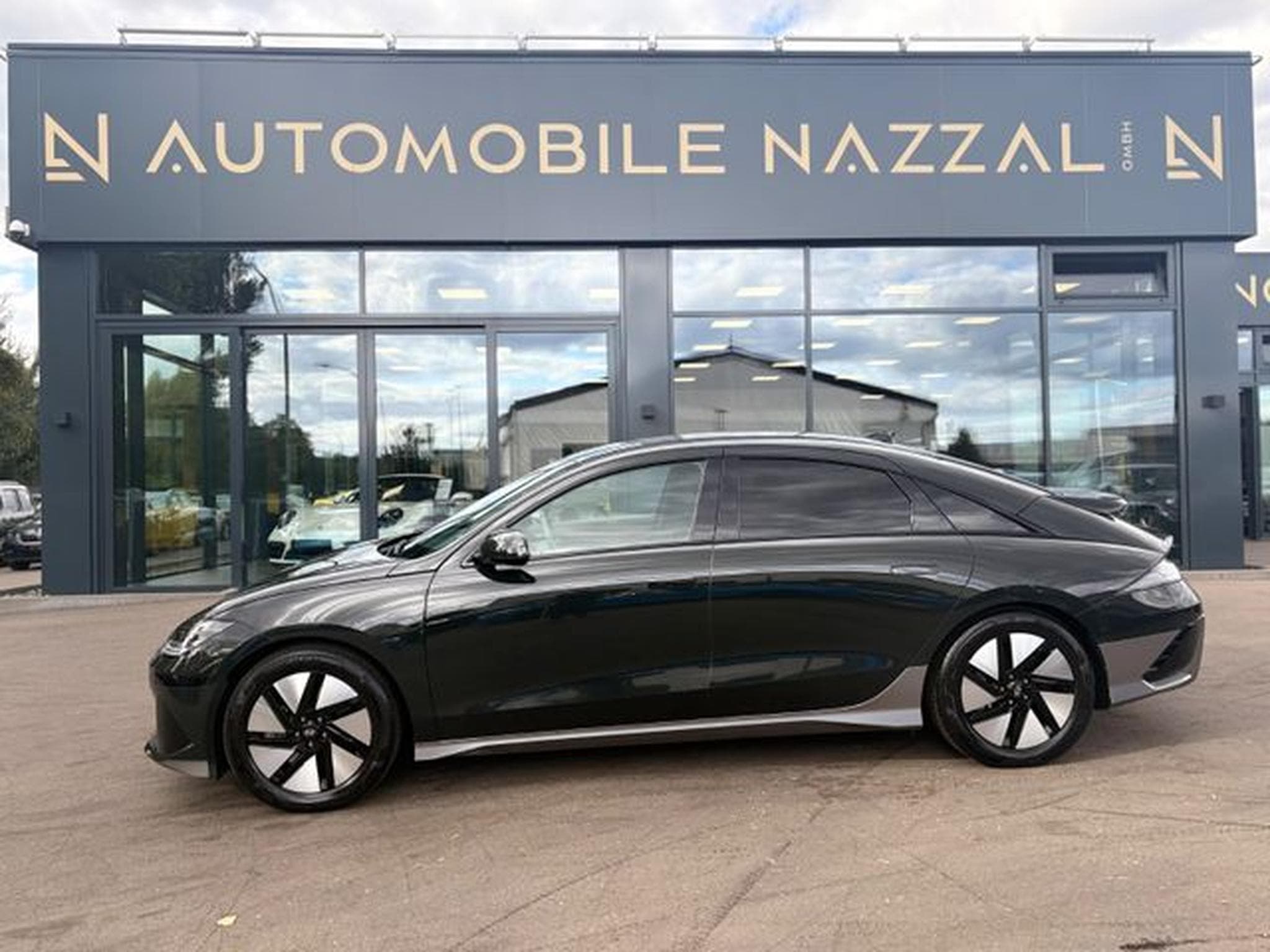 Hyundai IONIQ IONIQ 6 DYNAMIC ELECTRO *WÄRMEPUMPE*360°*NAVI* (2023) - Photo 10