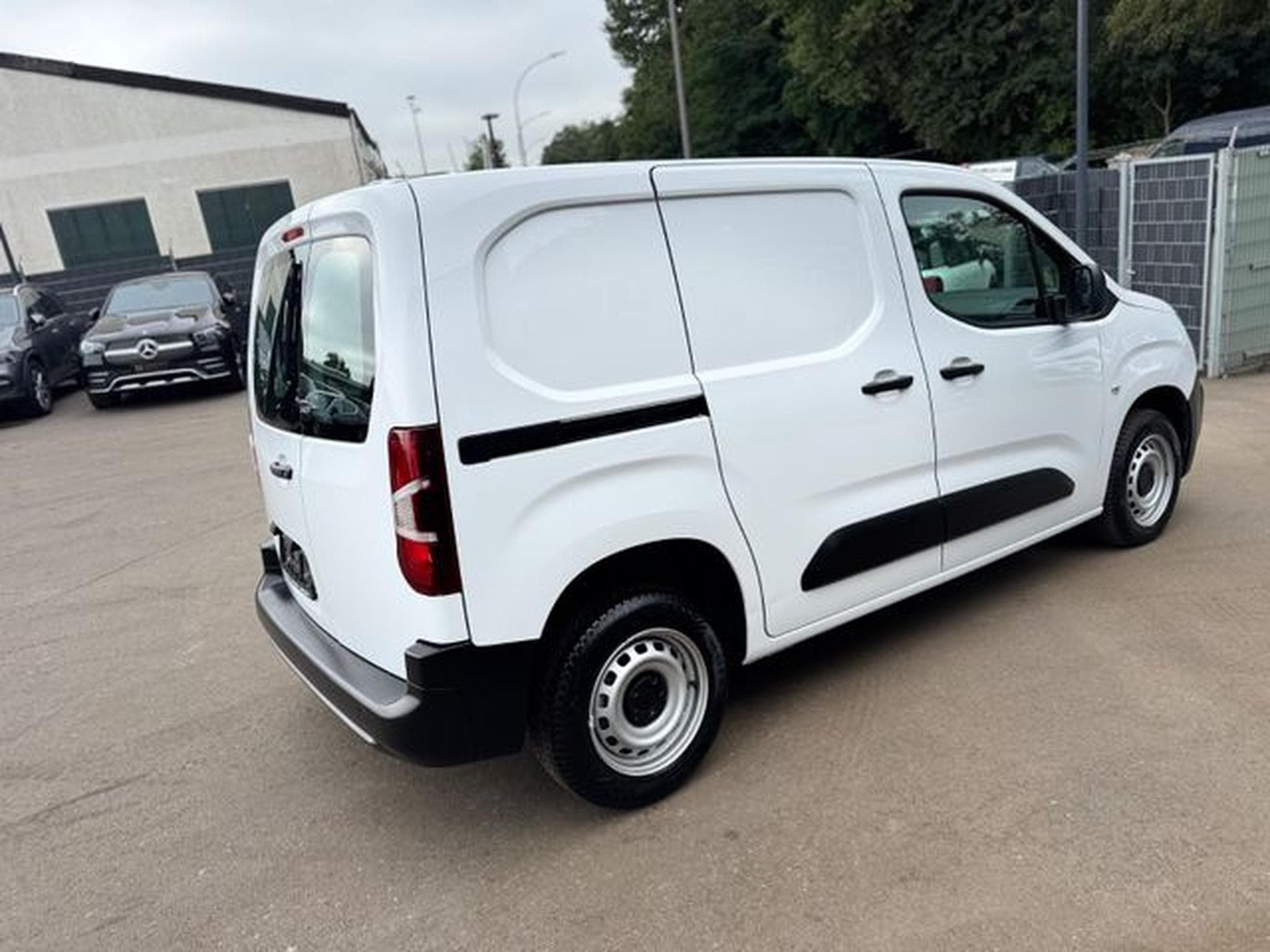 Citroën Berlingo BERLINGO 1.5 HDI KASTEN*KLIMA*TEMPOMAT*EURO6d* (2024) - Photo 6