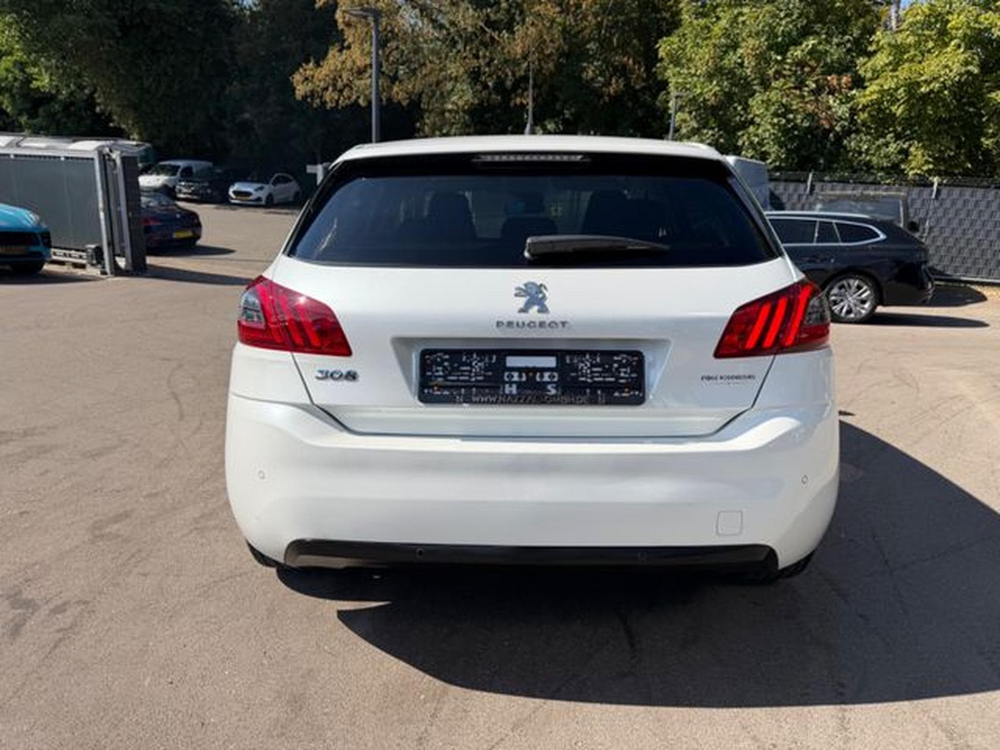 Peugeot 308 308 ALLURE *ALU*NAVI*TEILLEDER*PDC* (2018) - Photo 7