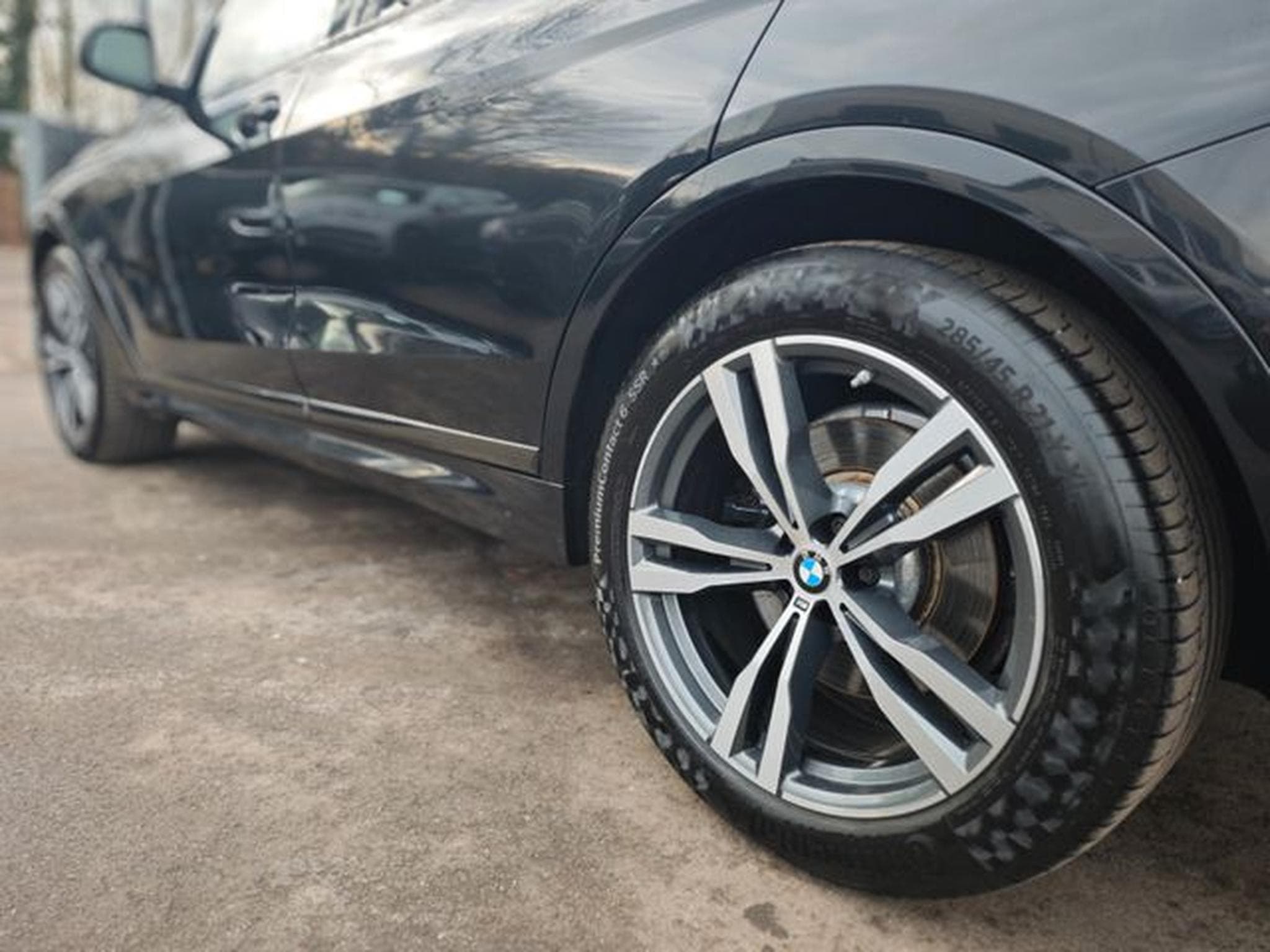 BMW X7 X7 xDrive 40d M SPORT*SOFT*LUFT*7SEATS*LASER*1.H (2021) - Foto 9