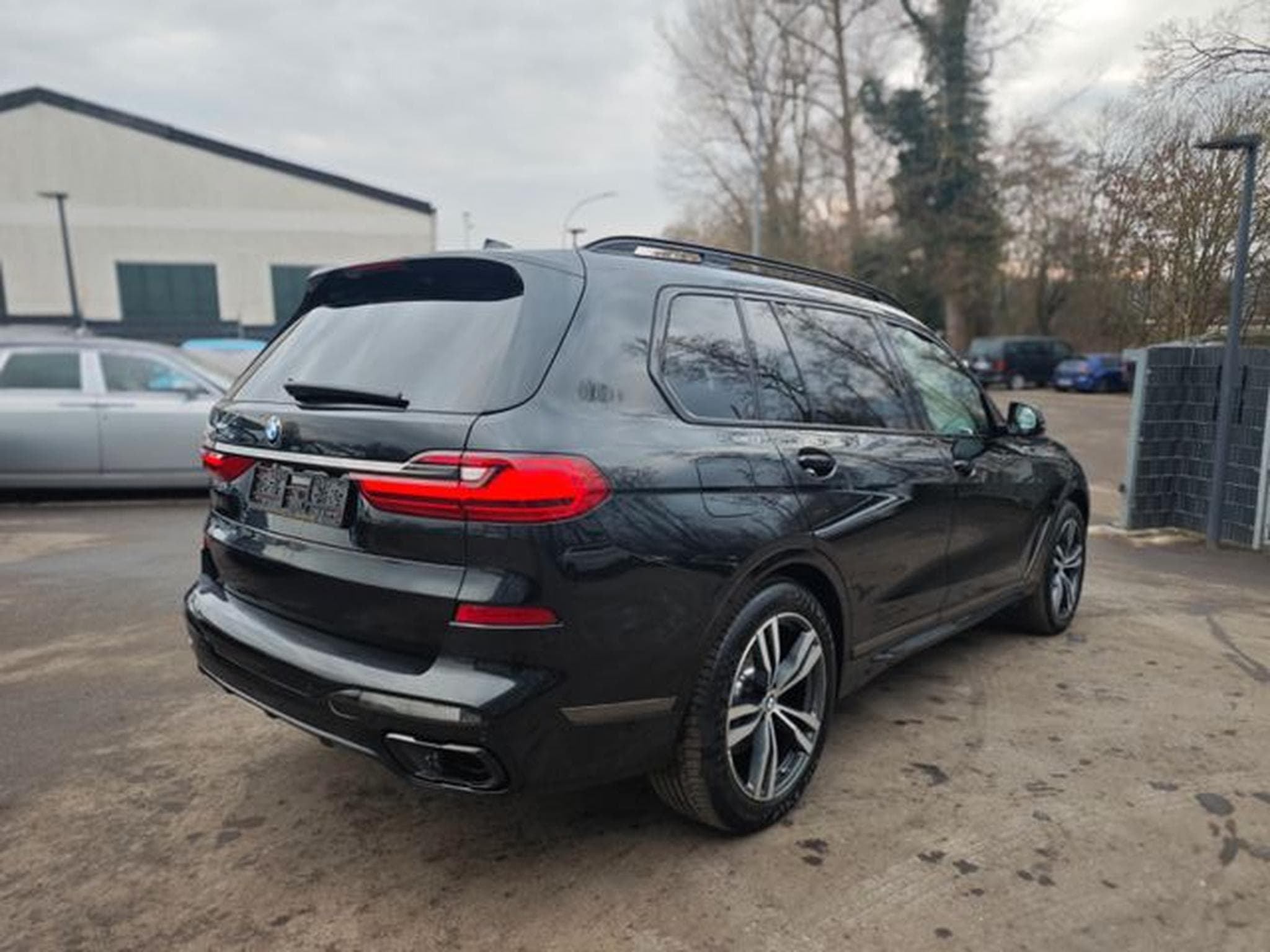 BMW X7 X7 xDrive 40d M SPORT*SOFT*LUFT*7SEATS*LASER*1.H (2021) - Foto 6
