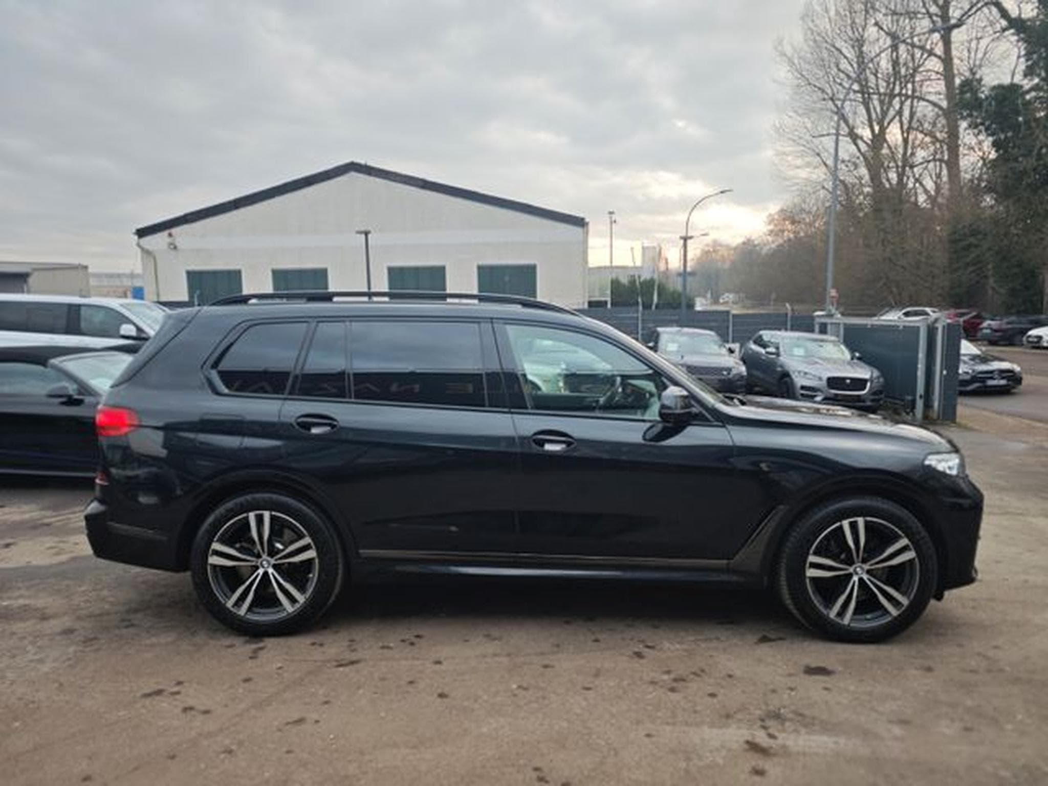 BMW X7 X7 xDrive 40d M SPORT*SOFT*LUFT*7SEATS*LASER*1.H (2021) - Foto 14