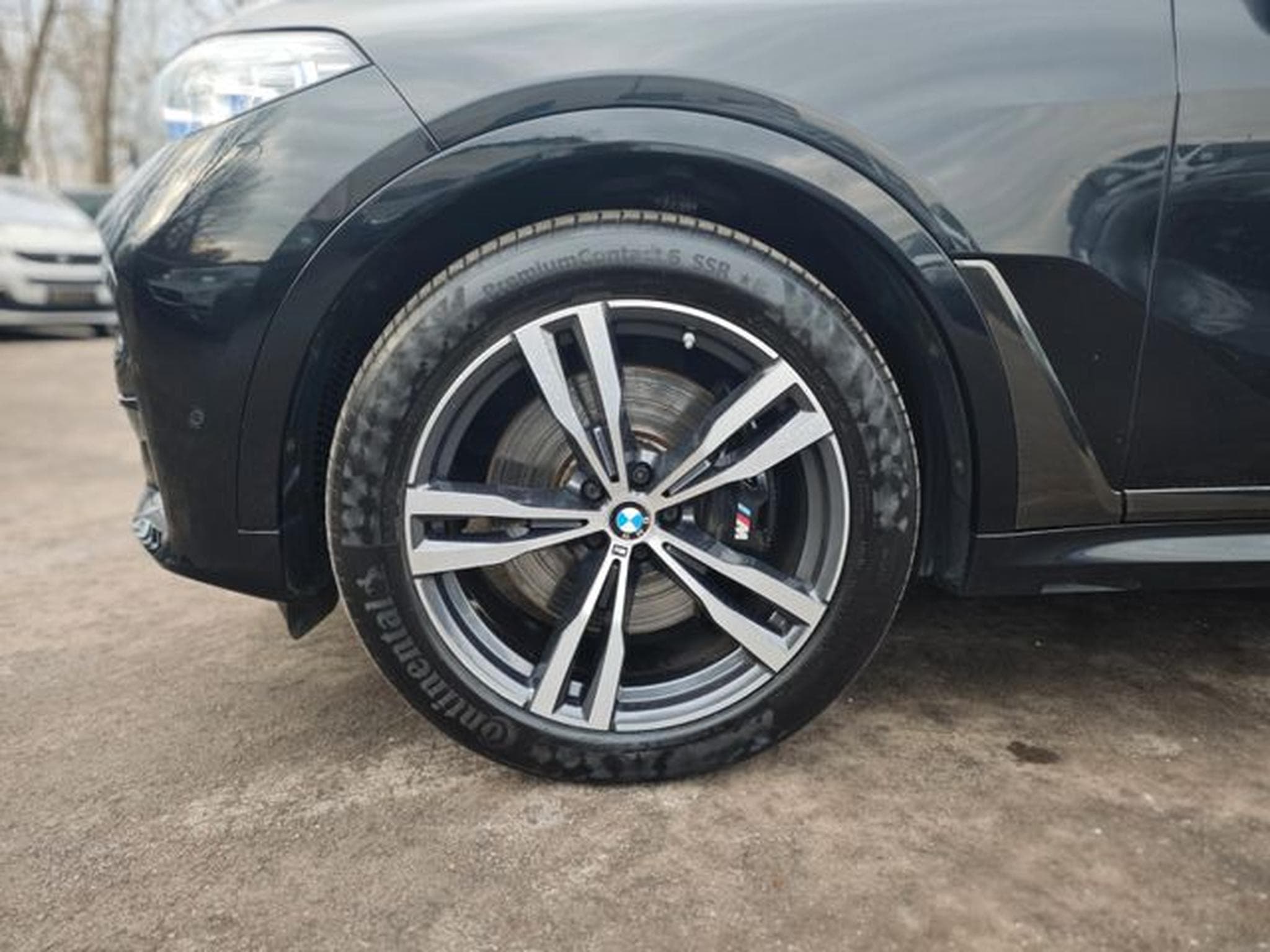 BMW X7 X7 xDrive 40d M SPORT*SOFT*LUFT*7SEATS*LASER*1.H (2021) - Foto 10