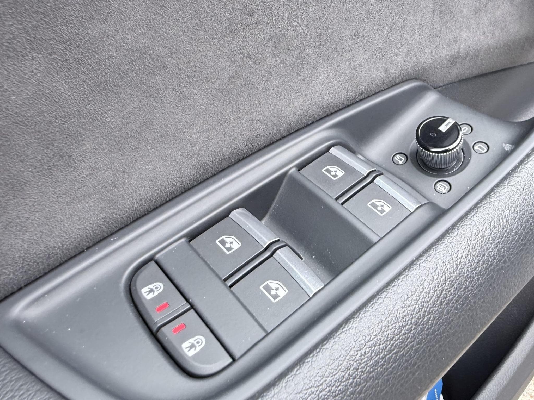 Audi SQ8 4.0 TFSI tiptronic quattro+B&O+Matrix LED+Optikpaket (2022) - Photo 14