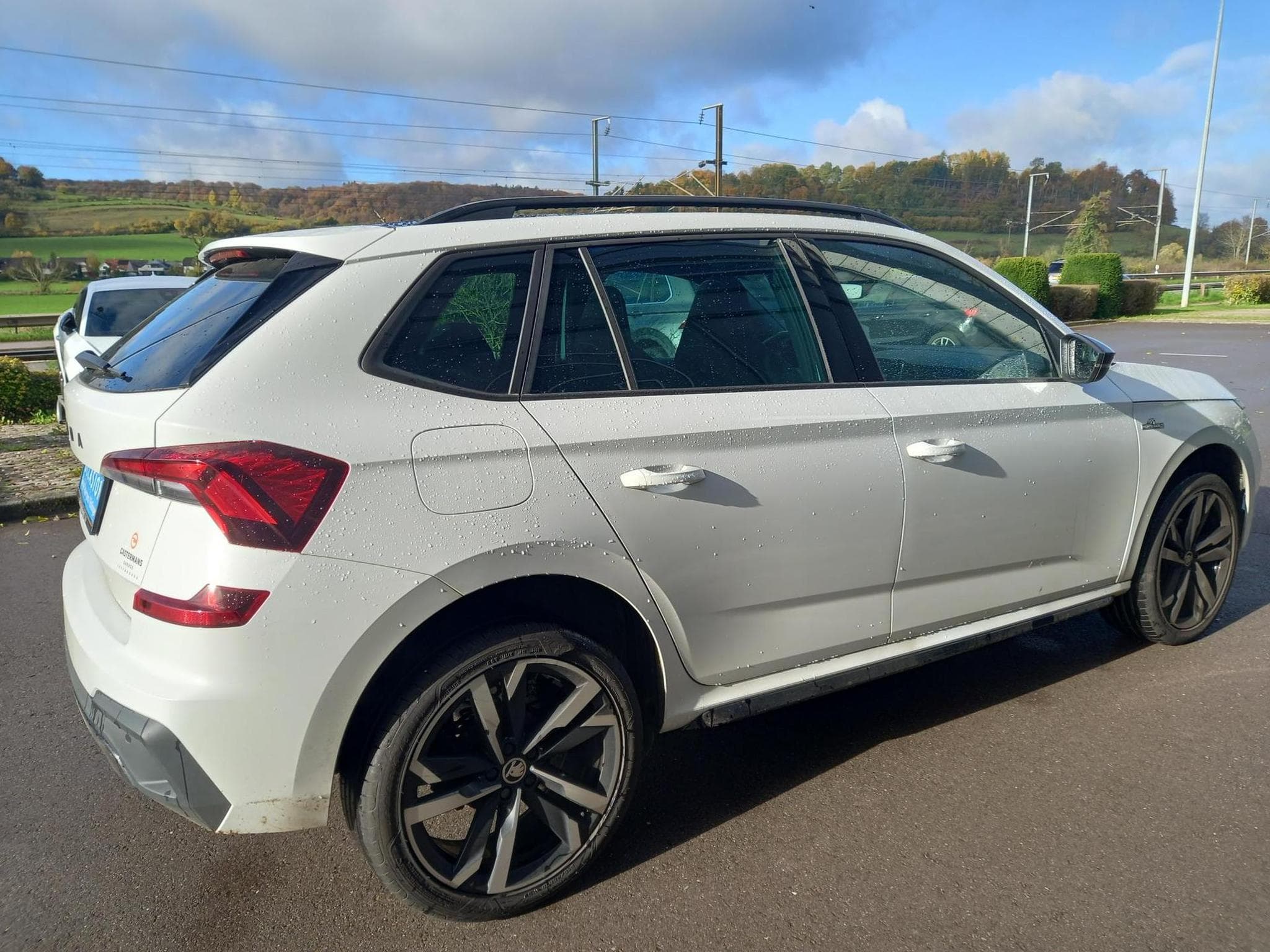 Skoda Kamiq Monte Carlo 1.0 (2024) - Foto 9