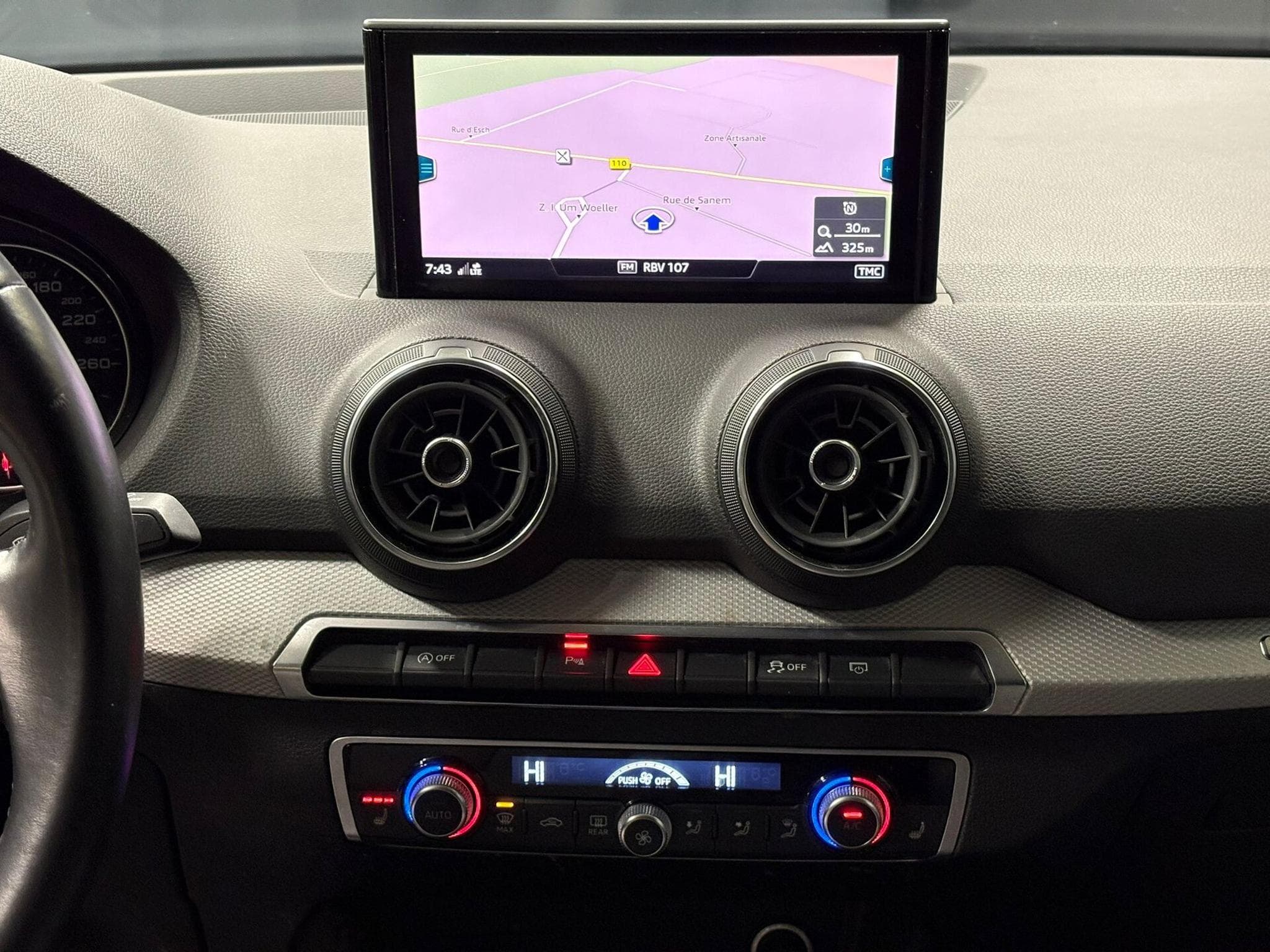 Audi Q2 Advanced 150 cv S-Tronic CAMERA/GPS/HAYON ELEC (2022) - Photo 13