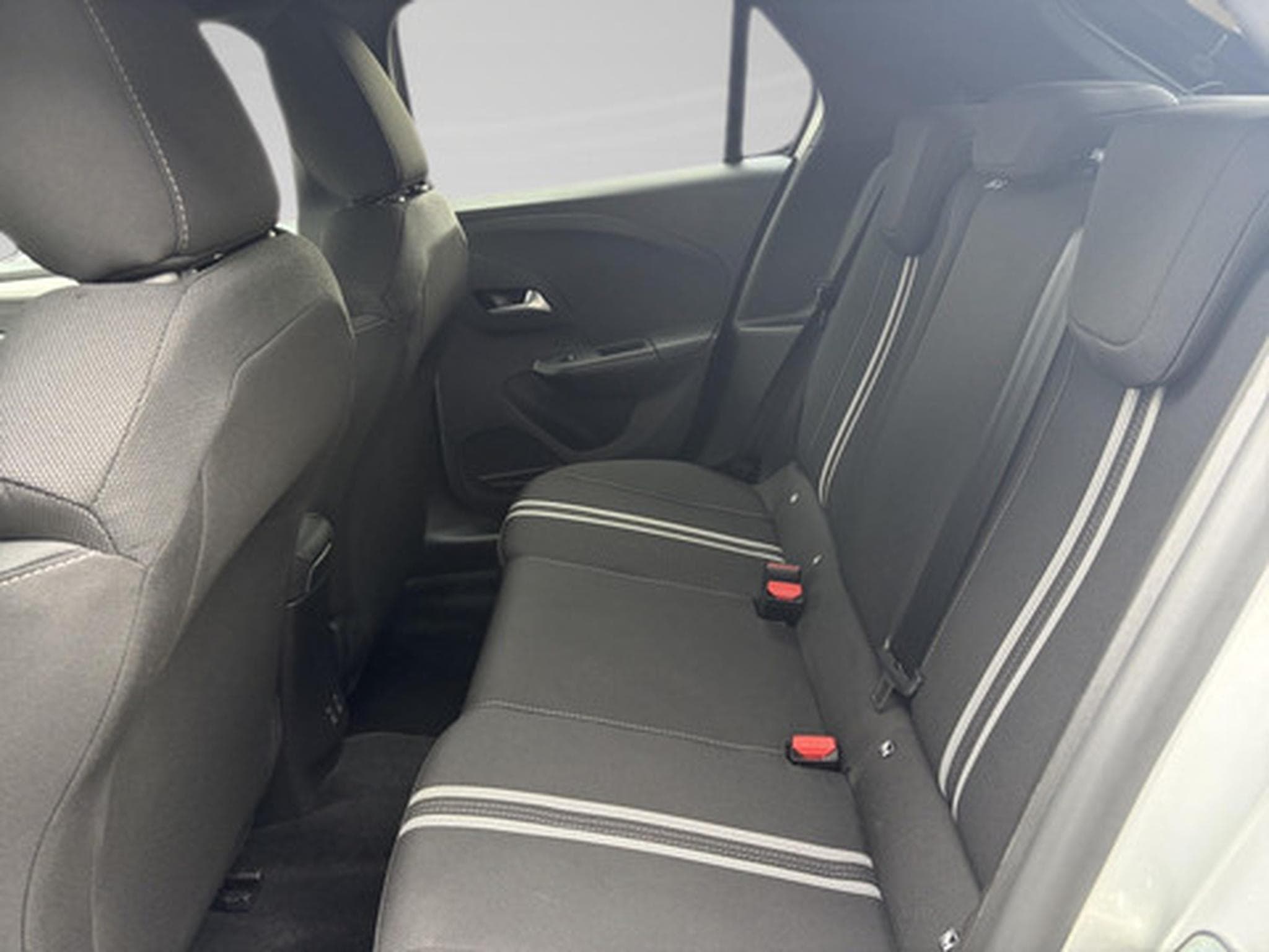 Opel Corsa 1.2 Turbo 74kW S/S (2025) - Photo 12