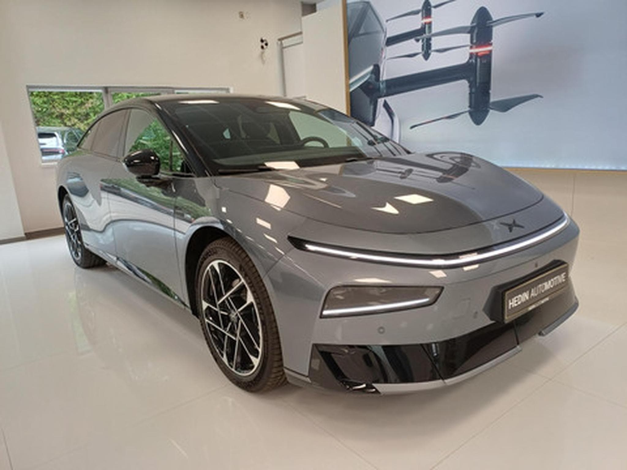 Xpeng P7 BEV 75KWH Performance AWD (2026) - Photo 3