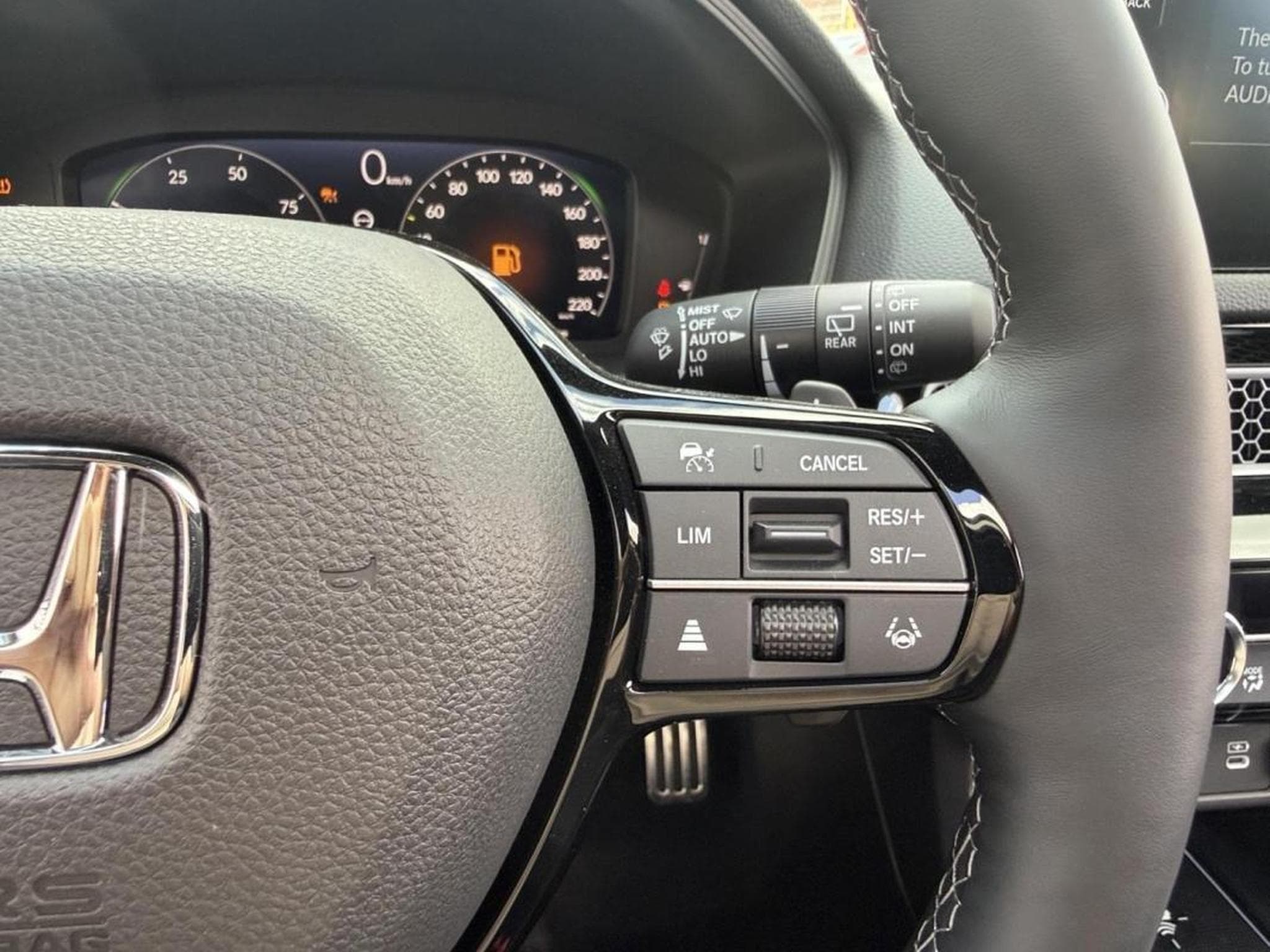 Honda Civic 2.0 i-MMD 184ch e:HEV Advance (2026) - Photo 18