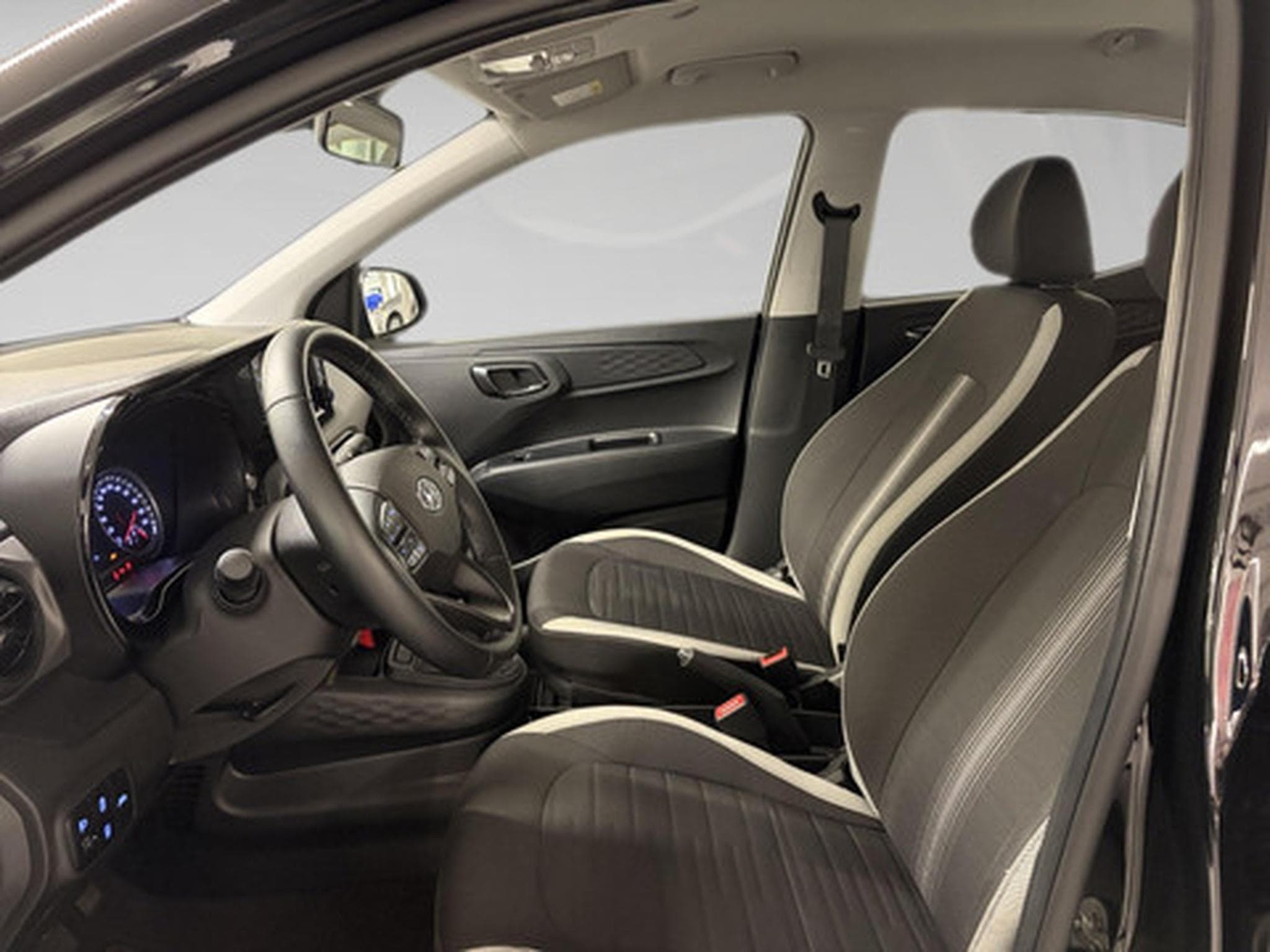 Hyundai i10 1.0 Twist (2022) - Photo 6