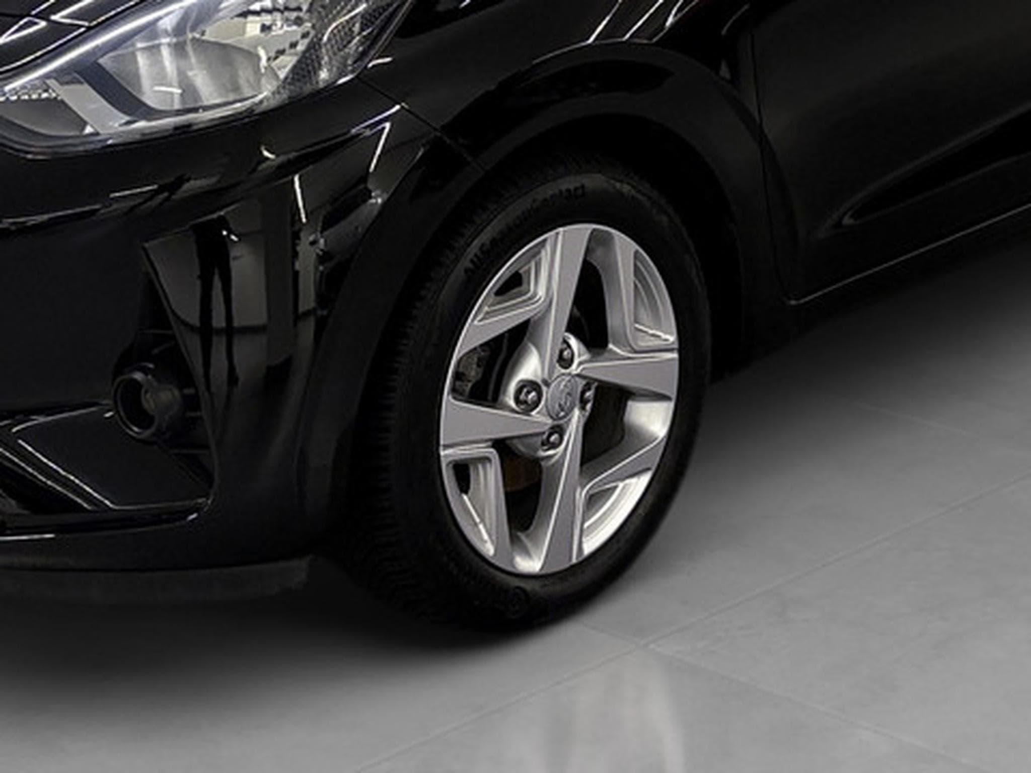 Hyundai i10 1.0 Twist (2022) - Photo 19