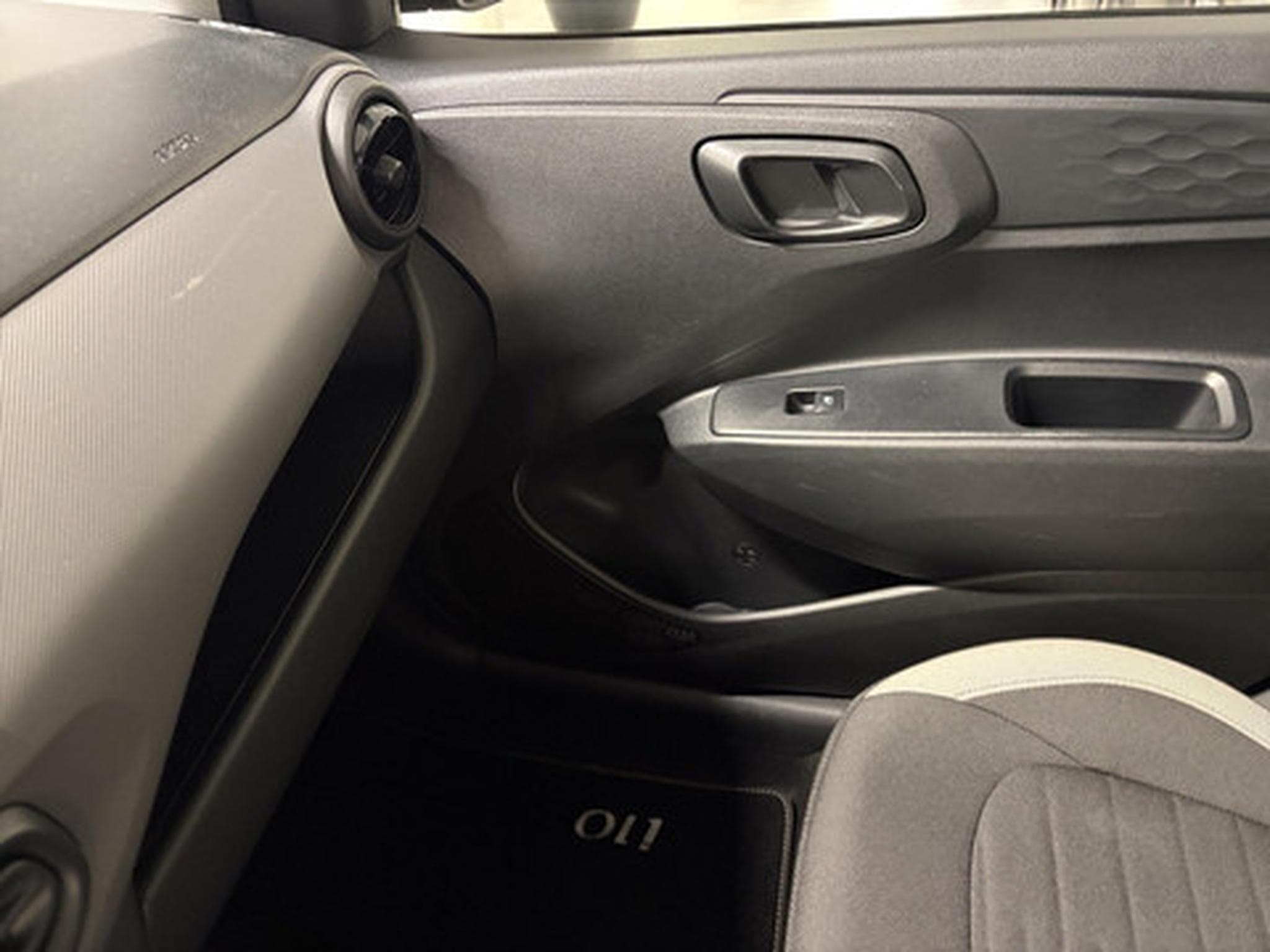Hyundai i10 1.0 Twist (2022) - Photo 16