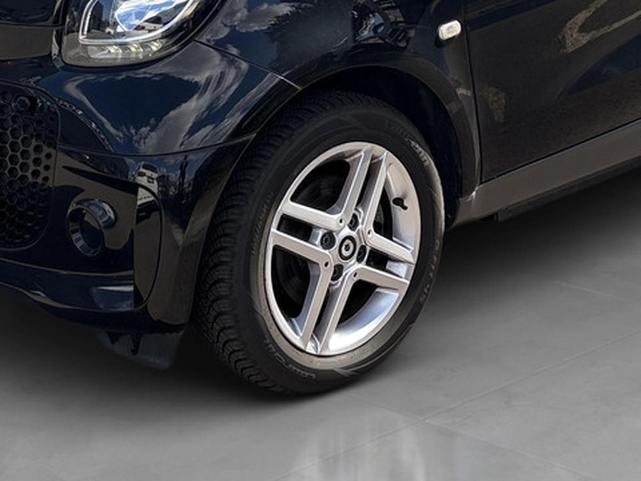 Smart Fortwo coupé Elektromotor 60kW Essential (2020) - Photo 17