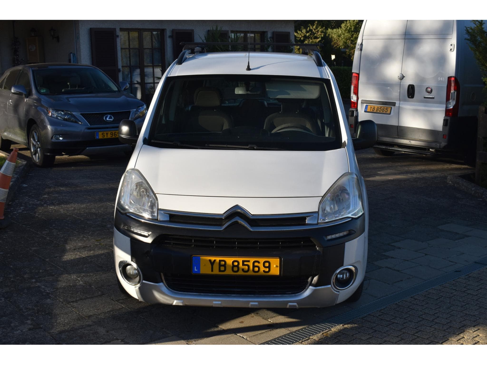 Citroën Berlingo 1,6 HDi 5 places (2014) - Photo 2