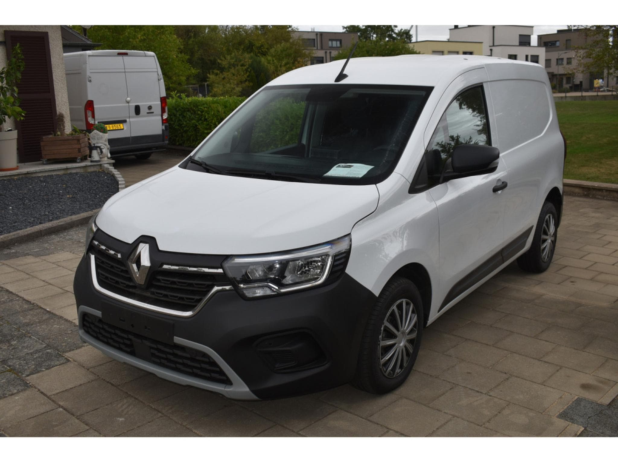 Renault Kangoo III 1,5 DCI 95 porte latérale extra grand (2021) - Photo 4