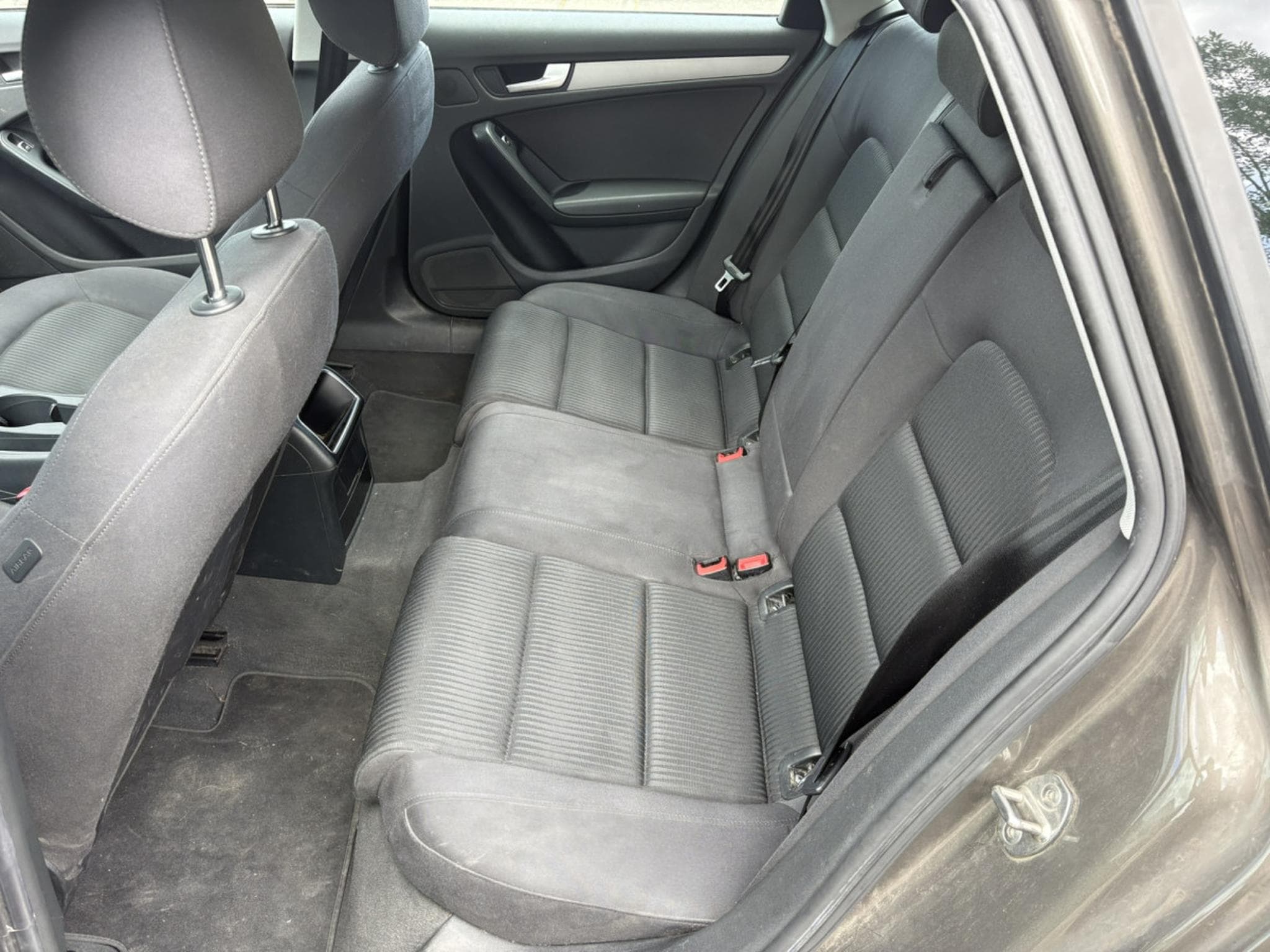 Audi A4 Avant 2.0 TDI 120 (2014) - Photo 13