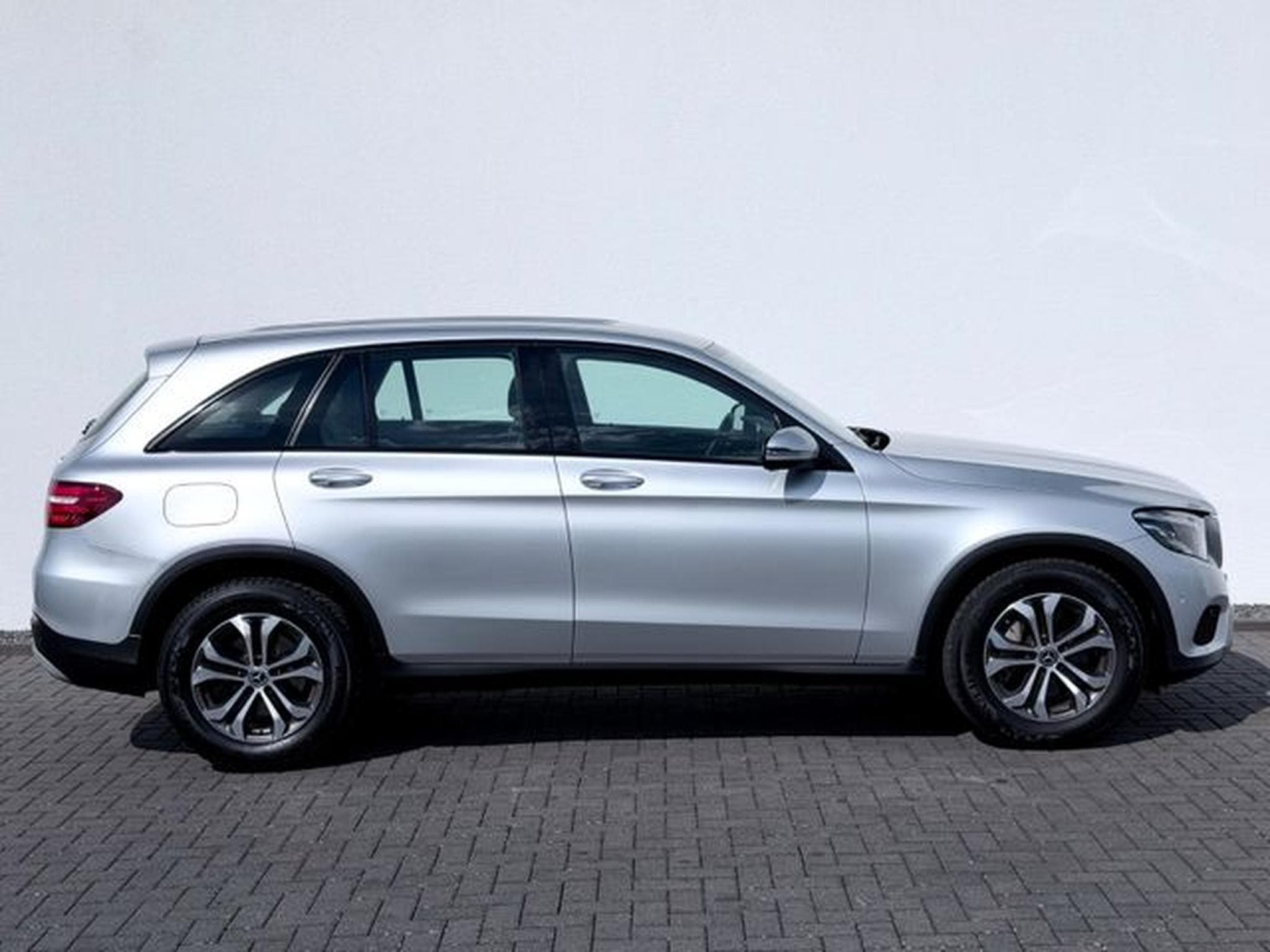 Mercedes GLC 250 GLC 250 d 4Matic /NAVI/LED/PDC/ (2017) - Photo 4