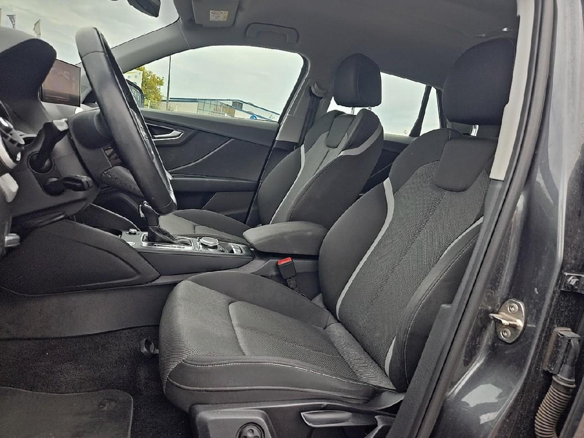 Audi Q2 35 TFSI 150 S LINE S TRONIC 7 (2021) - Photo 14