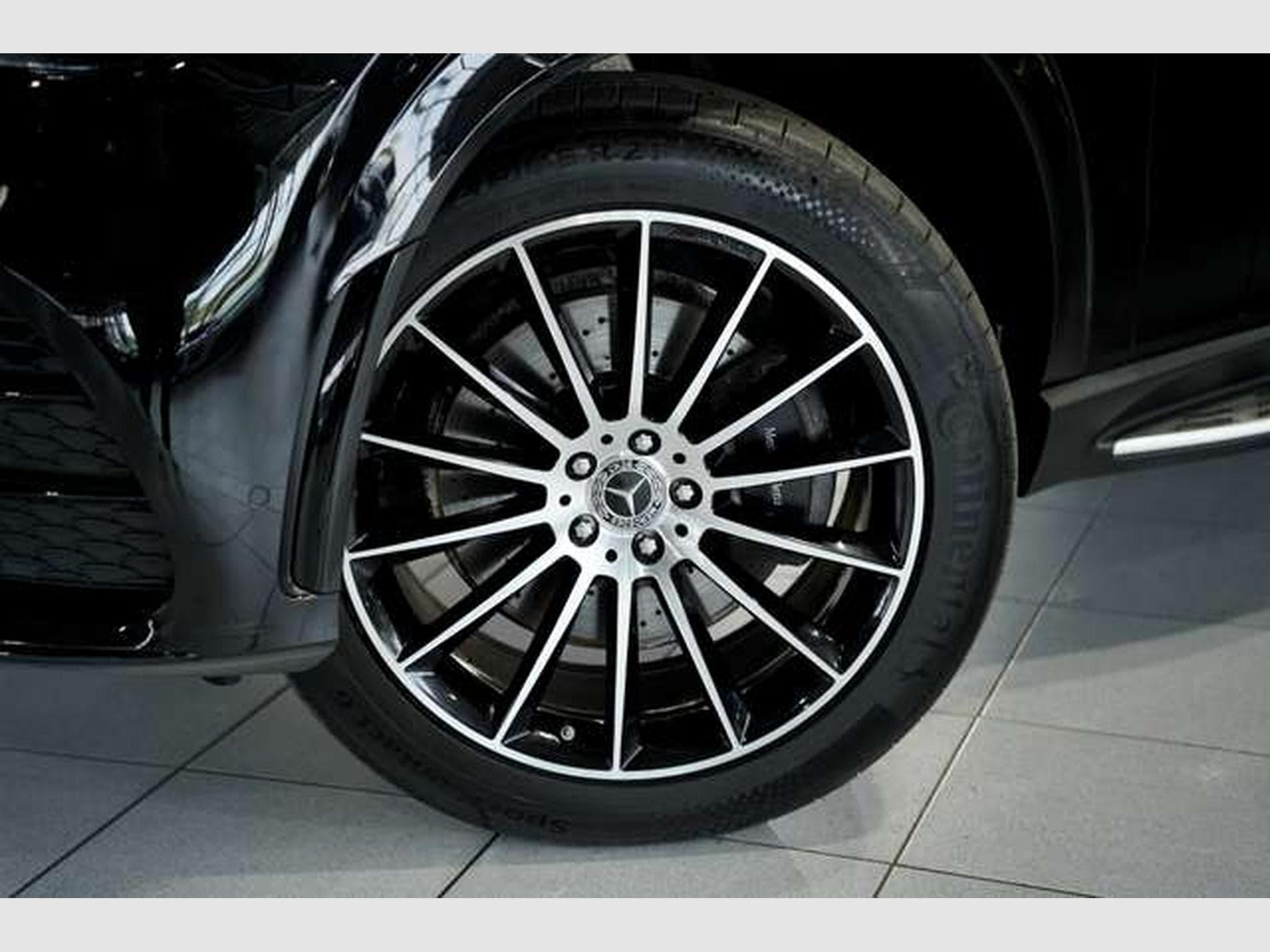 Mercedes GLE 400 d 4M AMG Line *2.H *21 *Pano *BURM *AHK (2022) - Photo 3