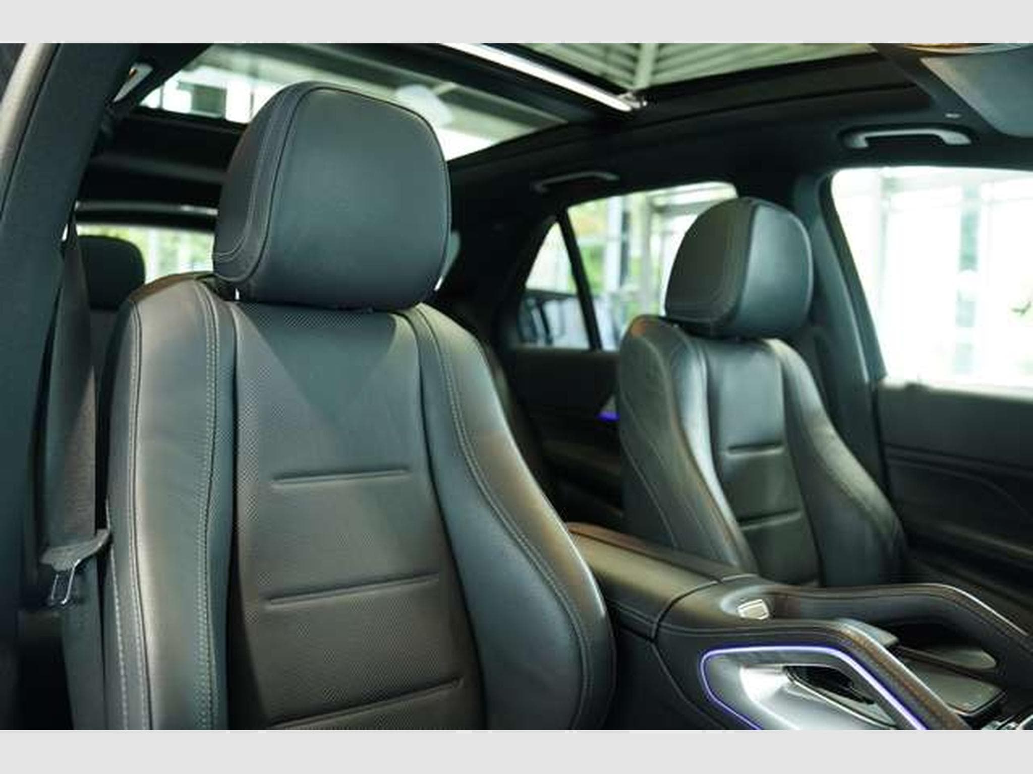 Mercedes GLE 400 d 4M AMG Line *2.H *21 *Pano *BURM *AHK (2022) - Photo 18