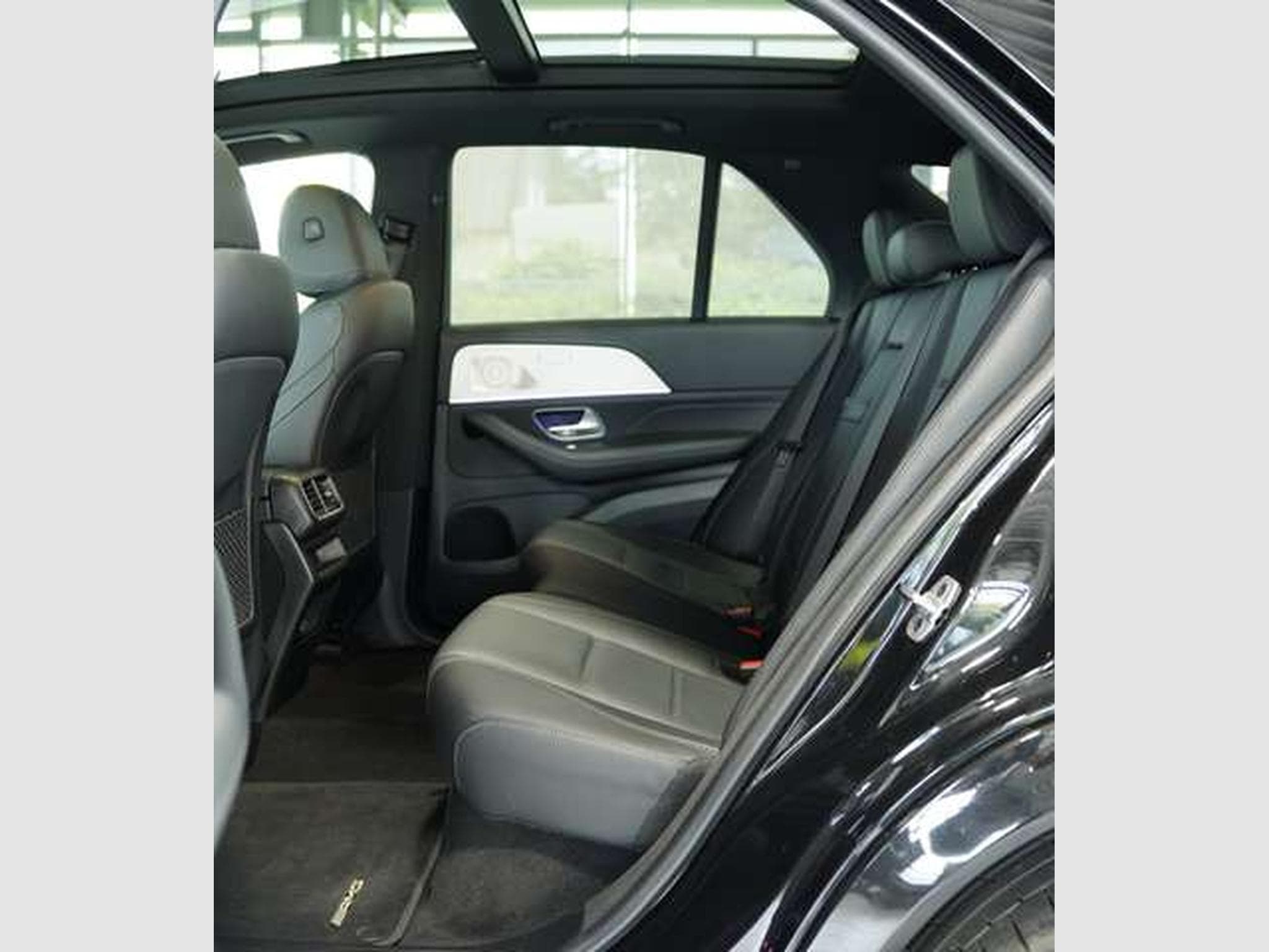 Mercedes GLE 400 d 4M AMG Line *2.H *21 *Pano *BURM *AHK (2022) - Photo 24