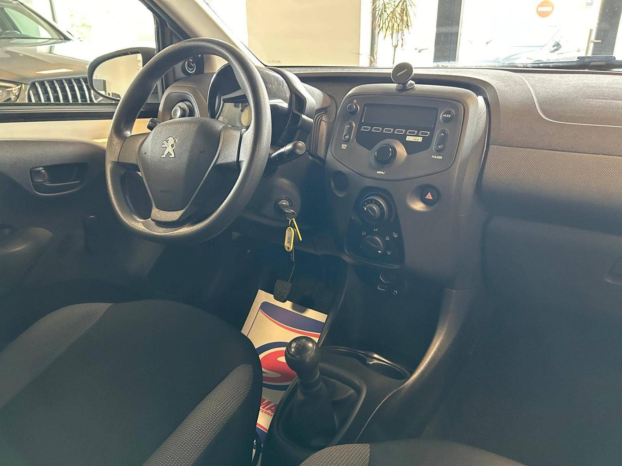 Peugeot 108 Access (2016) - Photo 10
