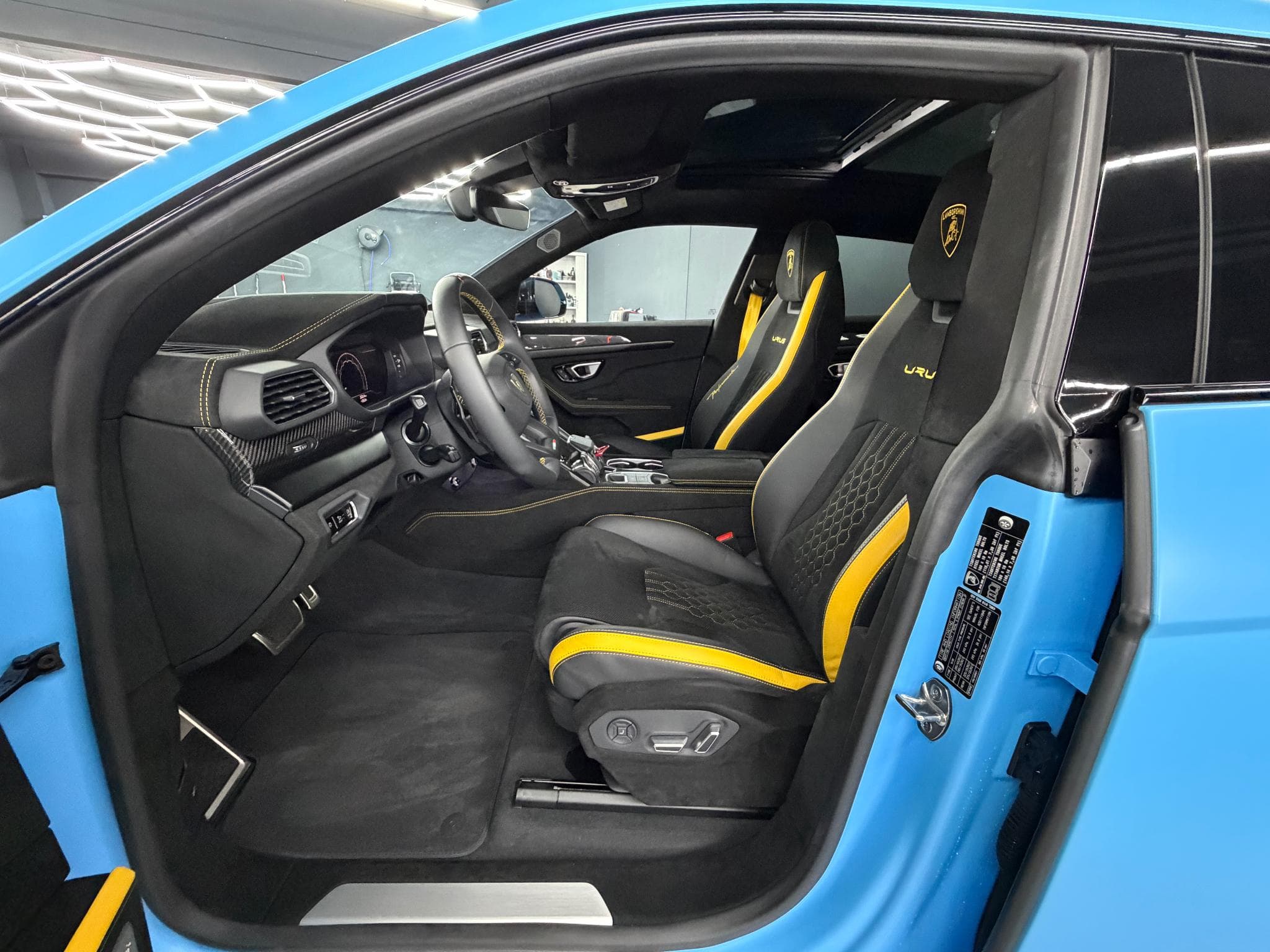 Lamborghini Urus Performante Bleu Cepheus Matt Full PPF Garantie 2029 (2024) - Photo 8