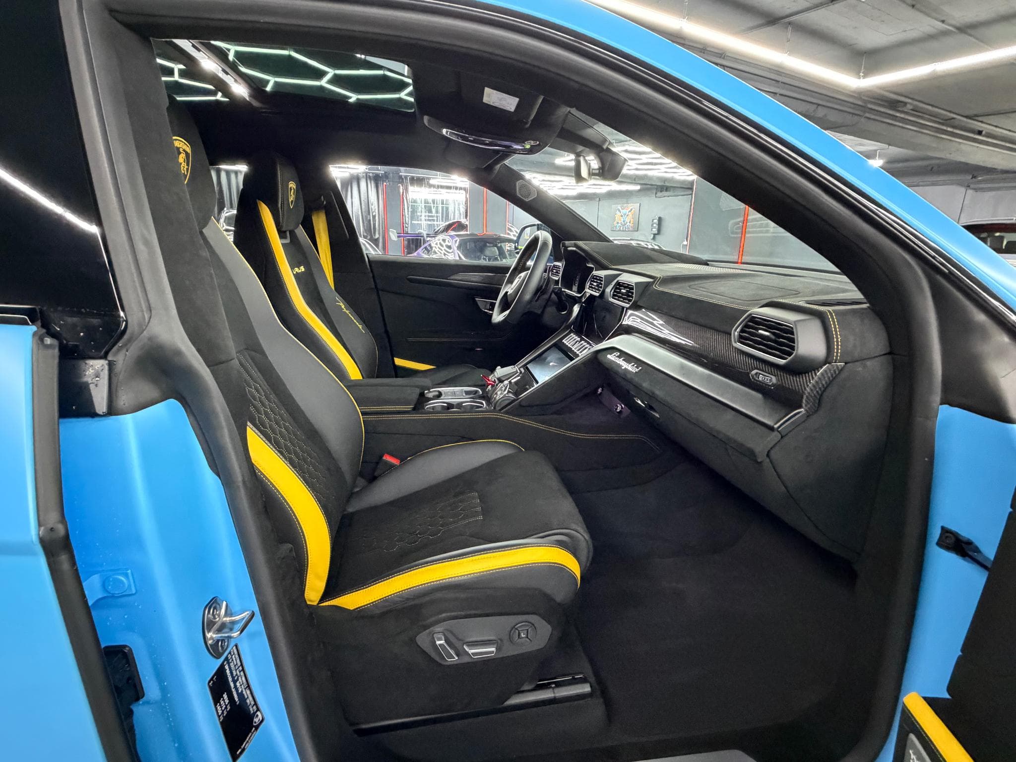 Lamborghini Urus Performante Bleu Cepheus Matt Full PPF Garantie 2029 (2024) - Photo 11
