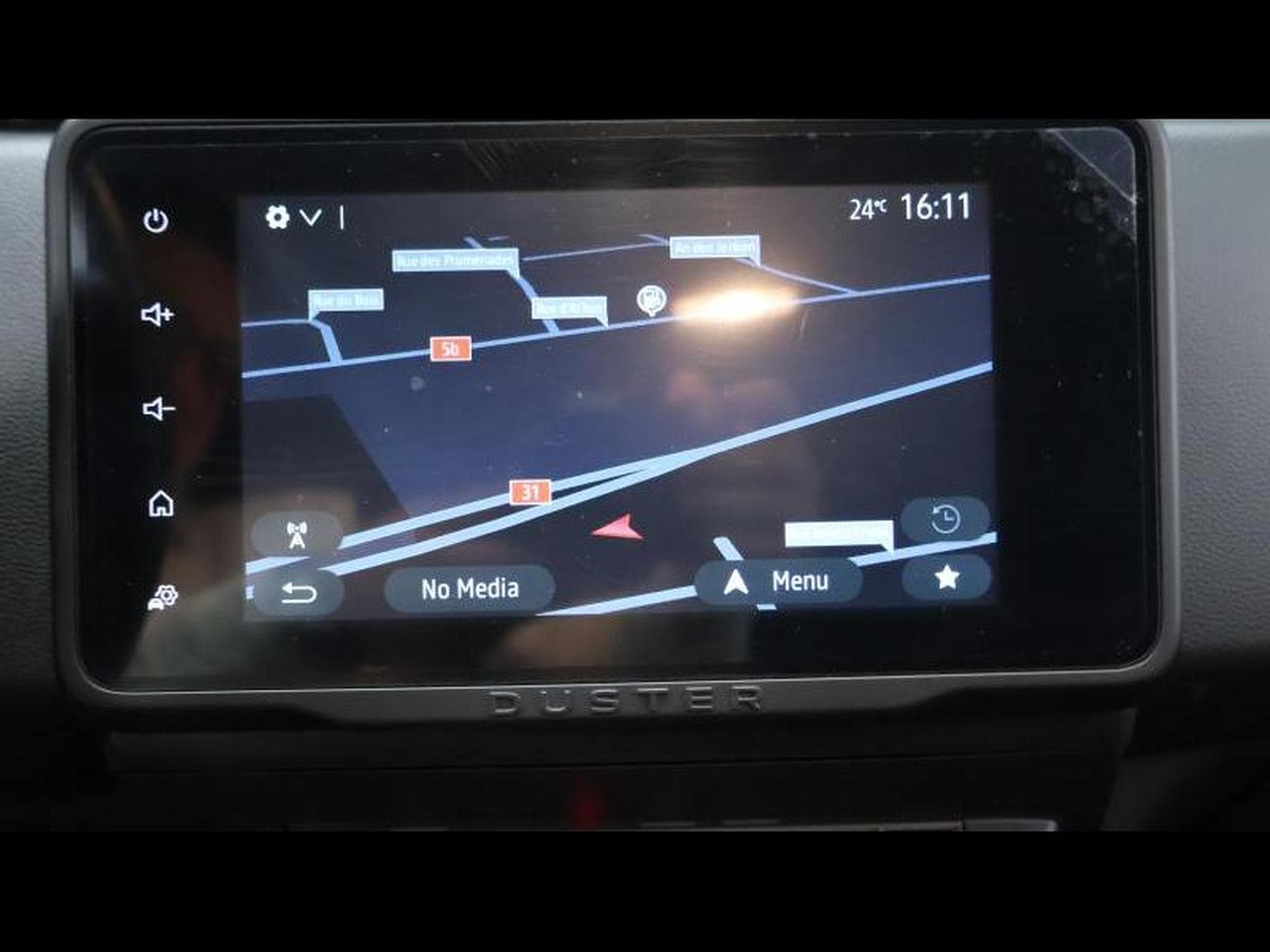 Dacia Duster 1.3 TCe 150 EDC Journey (2023) - Photo 23