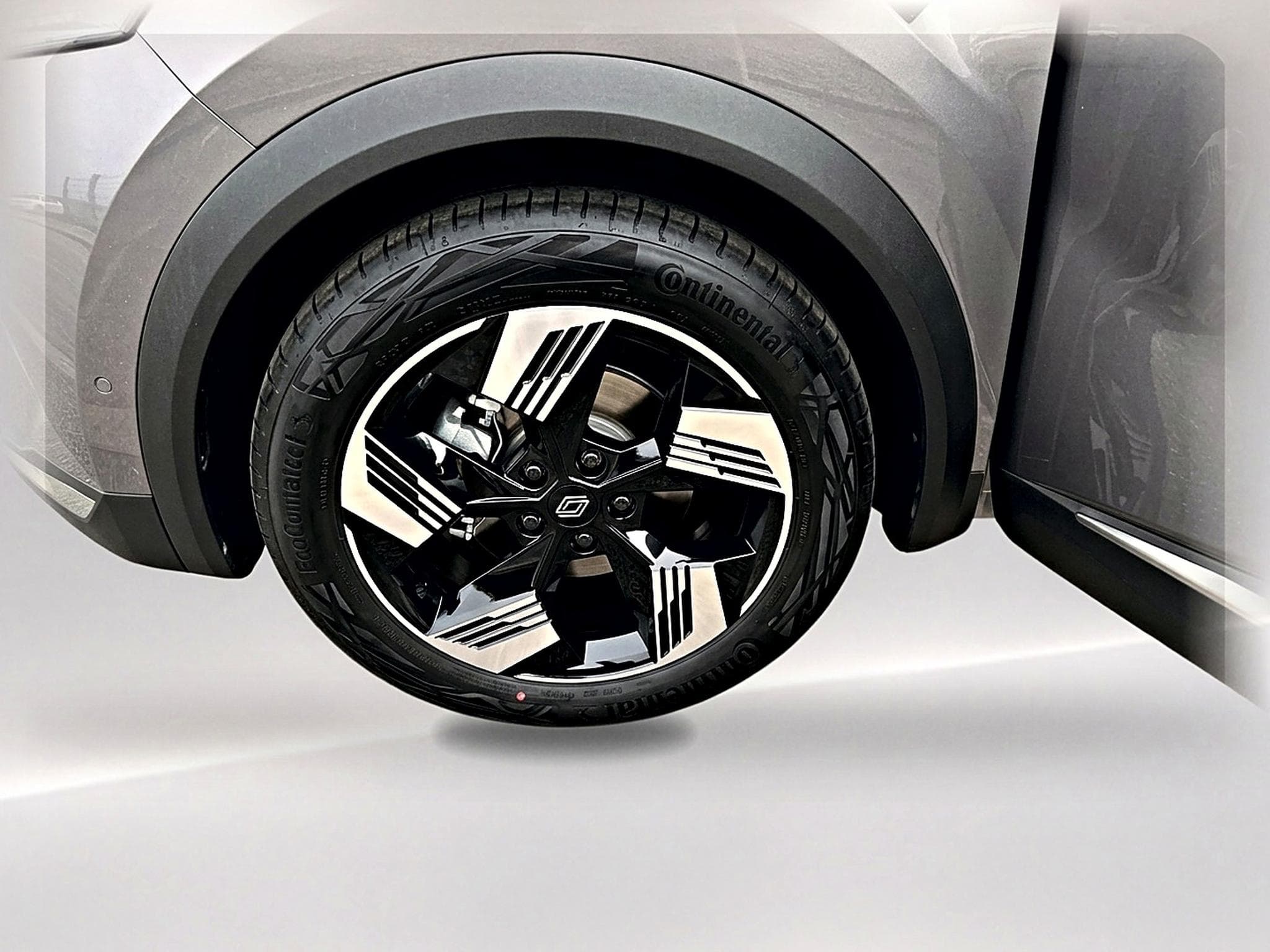 Renault SYMBIOZ 1.8 E-TECH FULL HYBRID 160 TECHNO (2026) - Photo 9