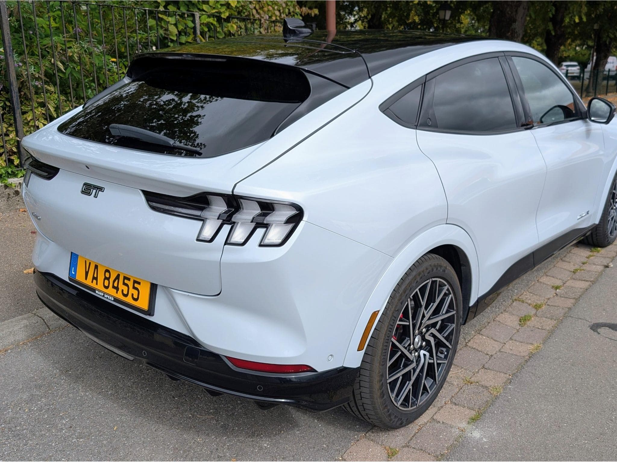 Ford Mustang Mach-E 99KWh AWD GT Performance Edition (2022) - Photo 2