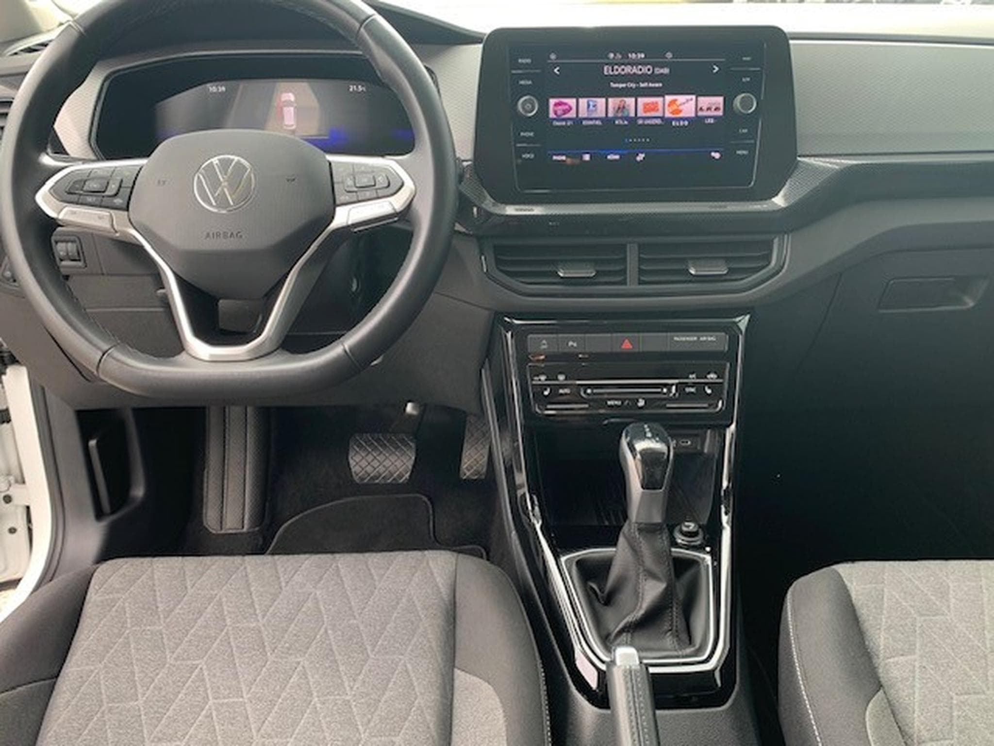 VW T-Cross LIFE 1.0TSI 116CV DSG7 (2025) - Photo 3