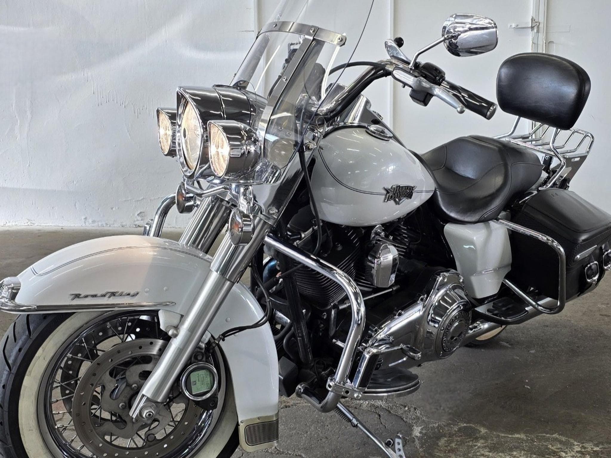 Harley-Davidson FLH Road King Classic (2012) - Foto 1
