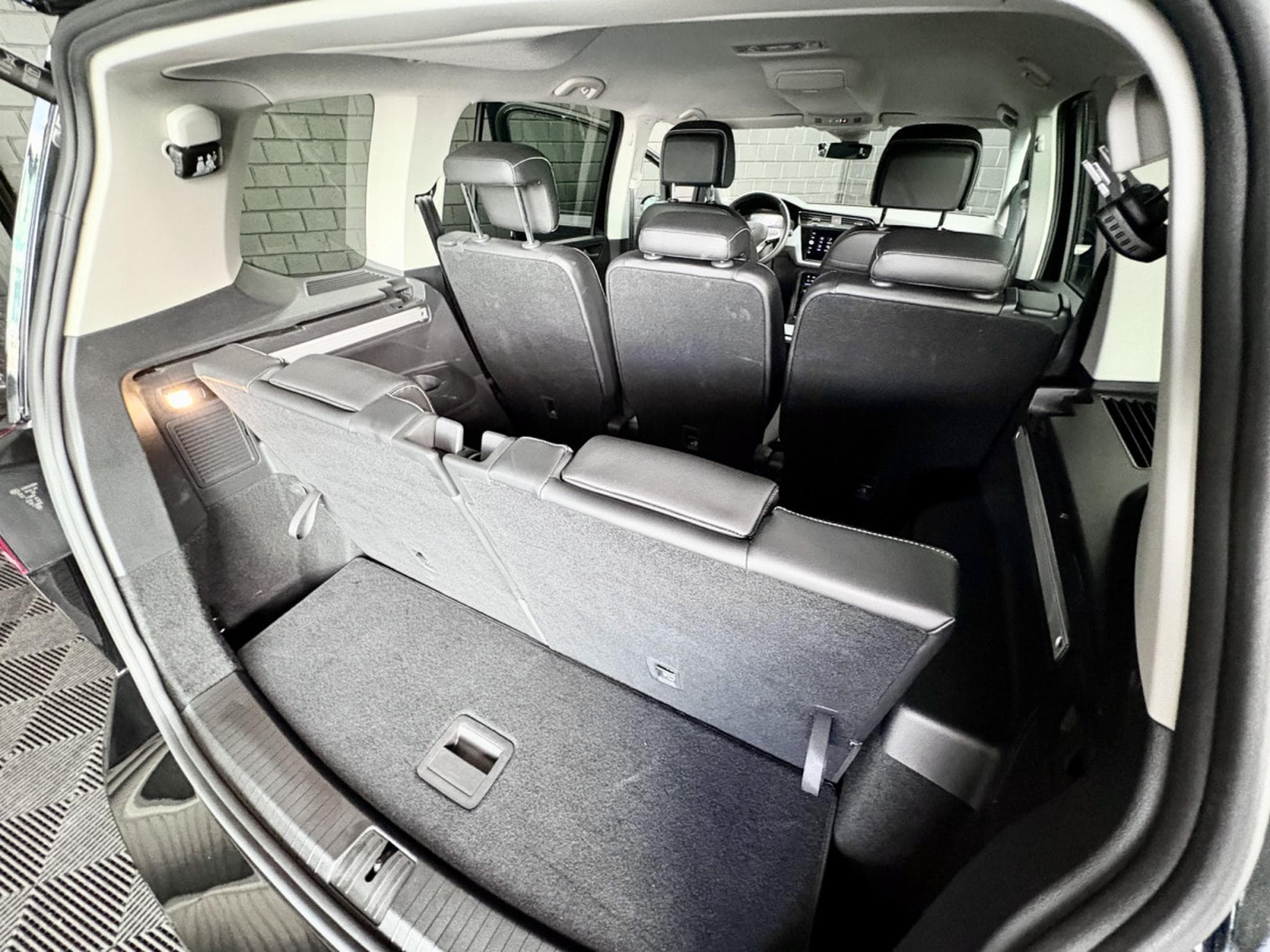 VW Touran Comfortline Energy 1.5 TSI 150 CV BVM6  * 7 PLACES * *HAYON* (2026) - Foto 23