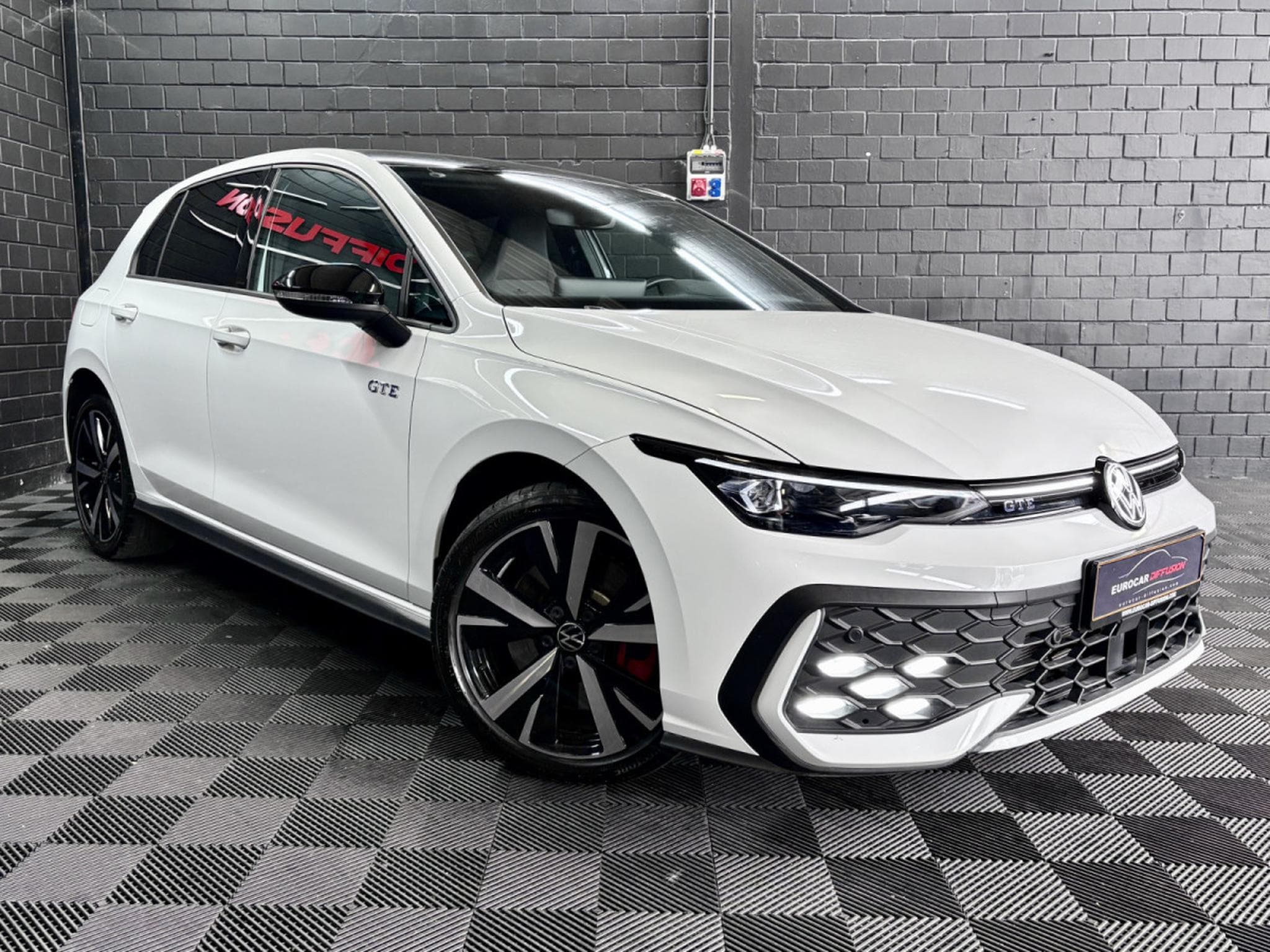 VW Golf GTE PHASE 2  1.5 eHybrid 272 CV DSG 6 * MATRIX * BLACK PACK (2025) - Foto 3
