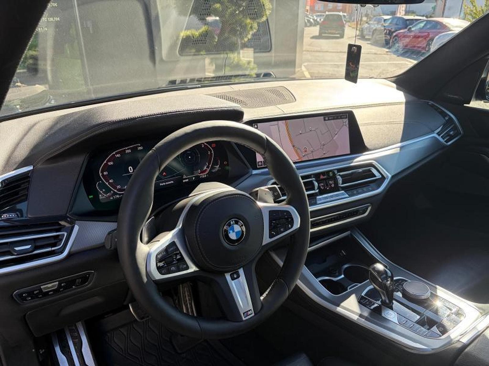 BMW X5 xDrive 30d 3.0 286ch/Pack M/7 Places/Attelage/Toit Ouvrant (2020) - Photo 6