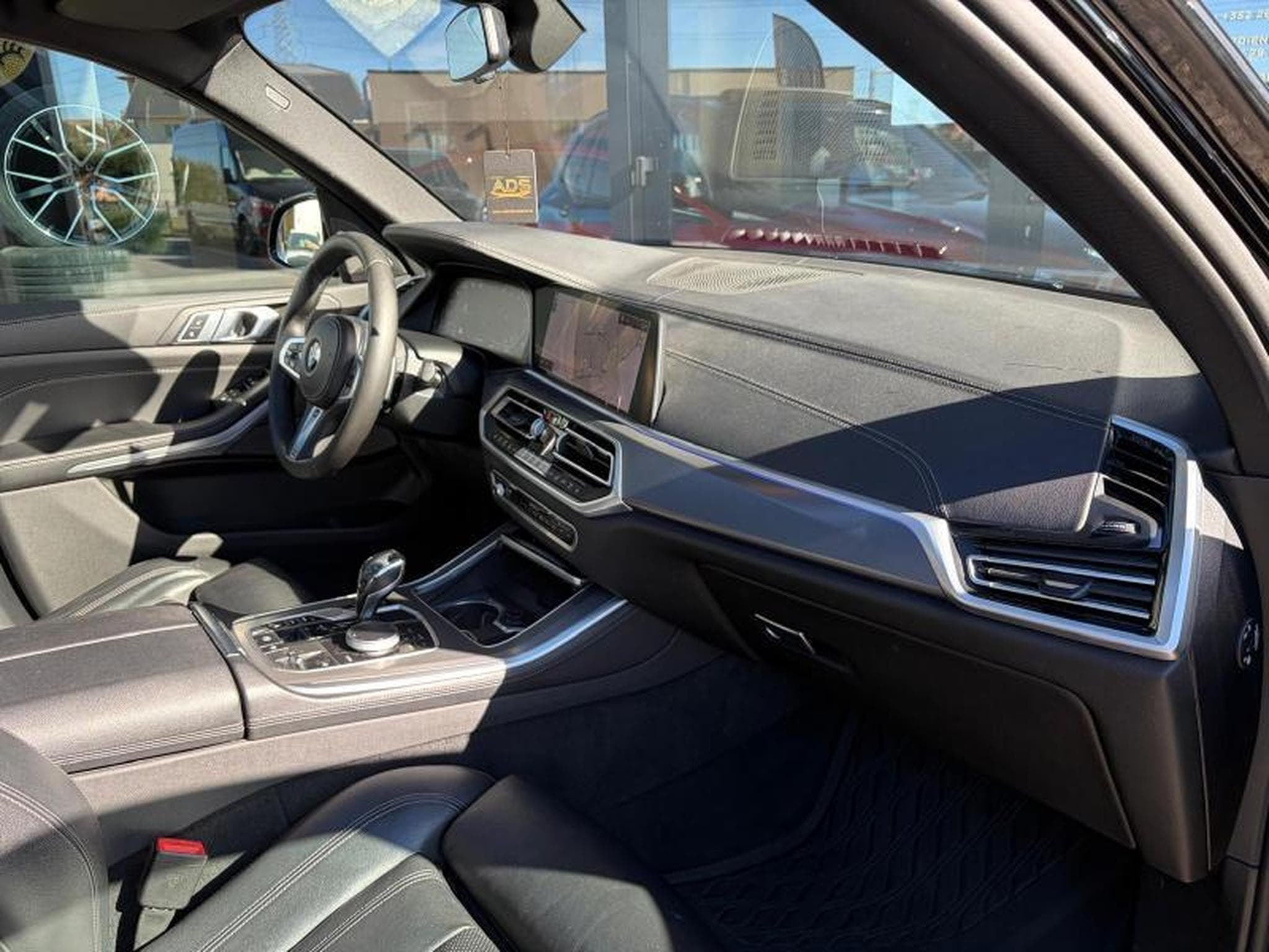 BMW X5 xDrive 30d 3.0 286ch/Pack M/7 Places/Attelage/Toit Ouvrant (2020) - Photo 16