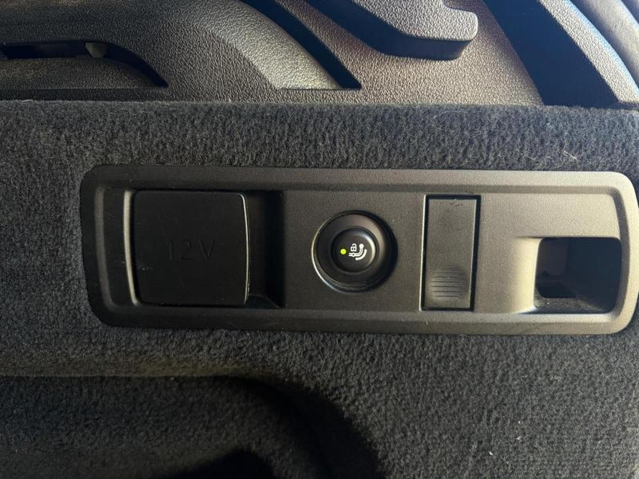 BMW X5 xDrive 30d 3.0 286ch/Pack M/7 Places/Attelage/Toit Ouvrant (2020) - Photo 20