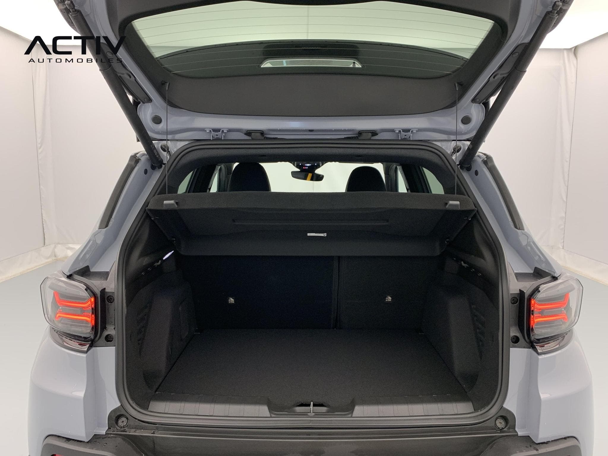 Jeep Avenger 1.2 Turbo T3 145 ch BVR6 4xe The North Face (2026) - Photo 11