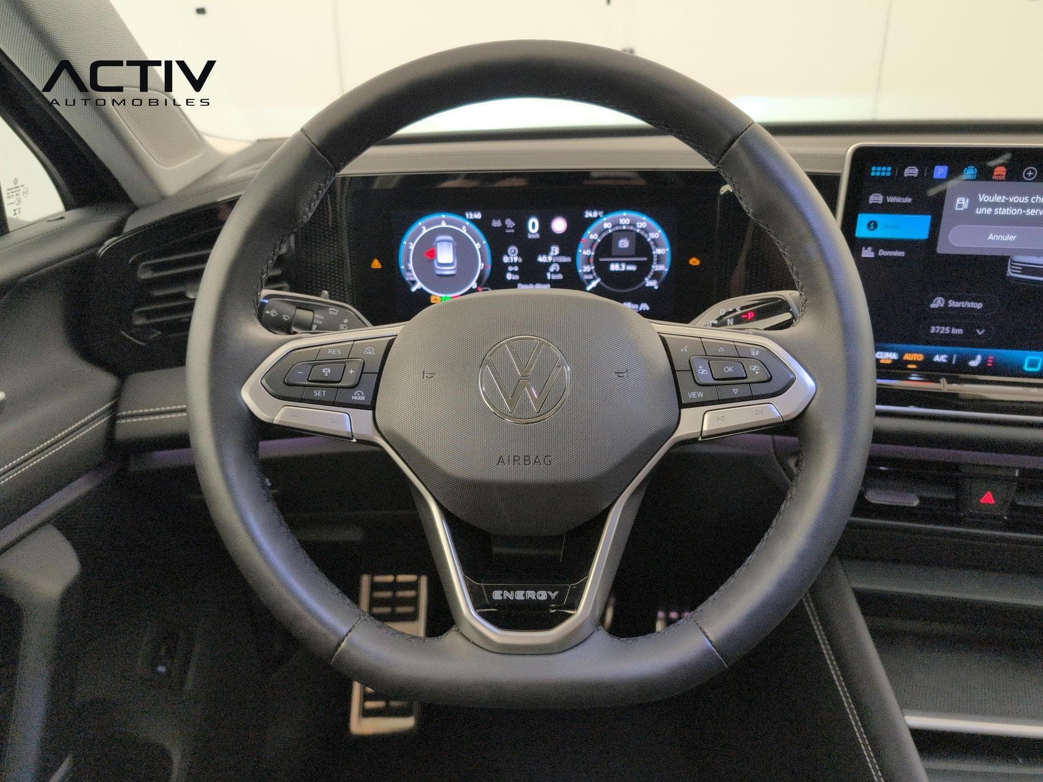 VW Tiguan 1.5 eTSI 131ch DSG7 Life (2025) - Photo 14