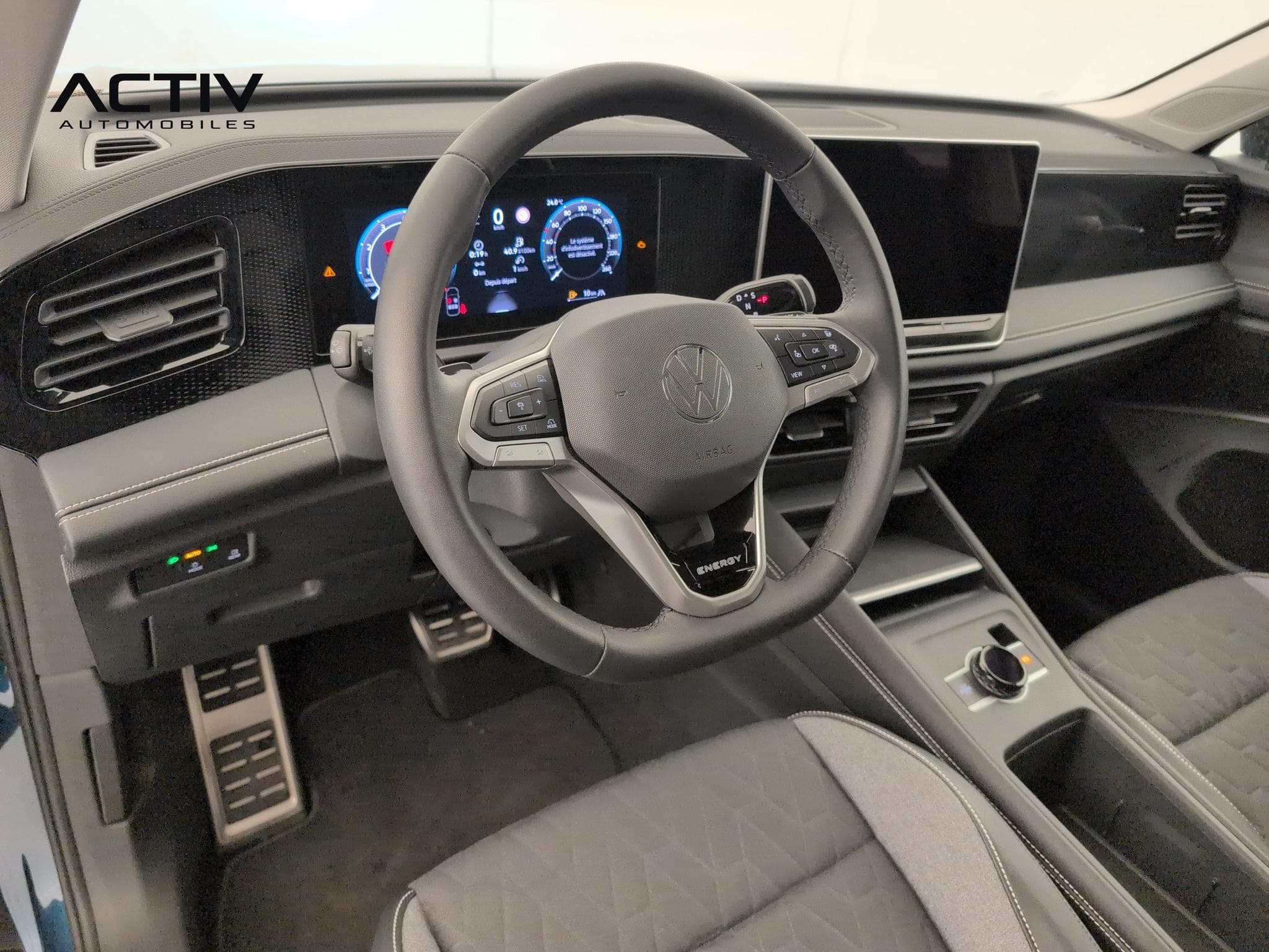 VW Tiguan 1.5 eTSI 131ch DSG7 Life (2025) - Photo 15