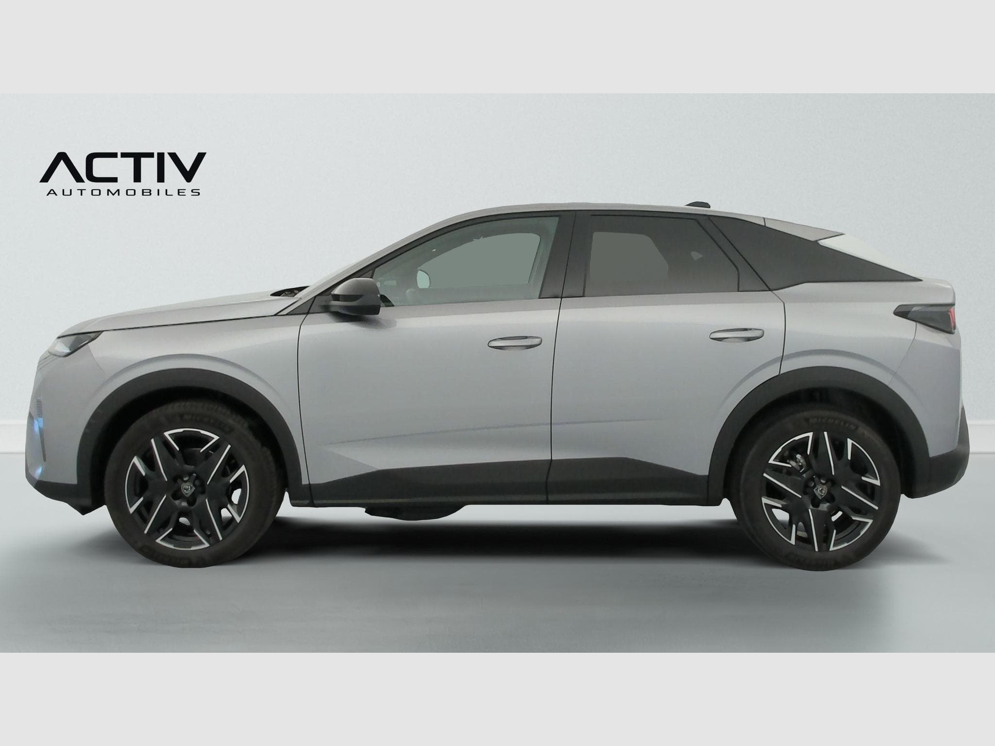 Peugeot 3008 Hybrid 145 e-DCS6 Allure (2025) - Photo 4