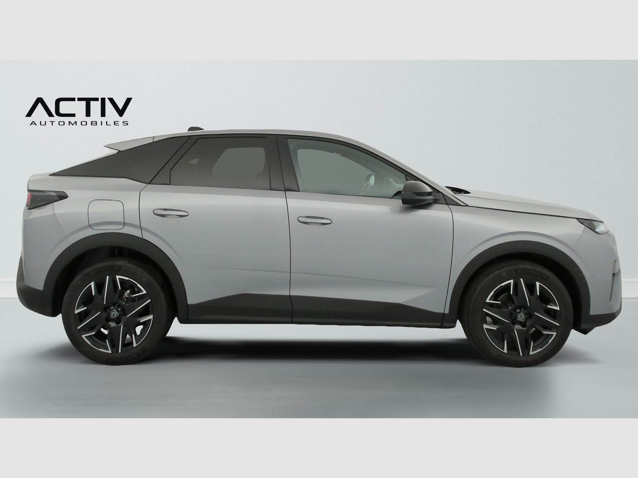 Peugeot 3008 Hybrid 145 e-DCS6 Allure (2025) - Photo 8