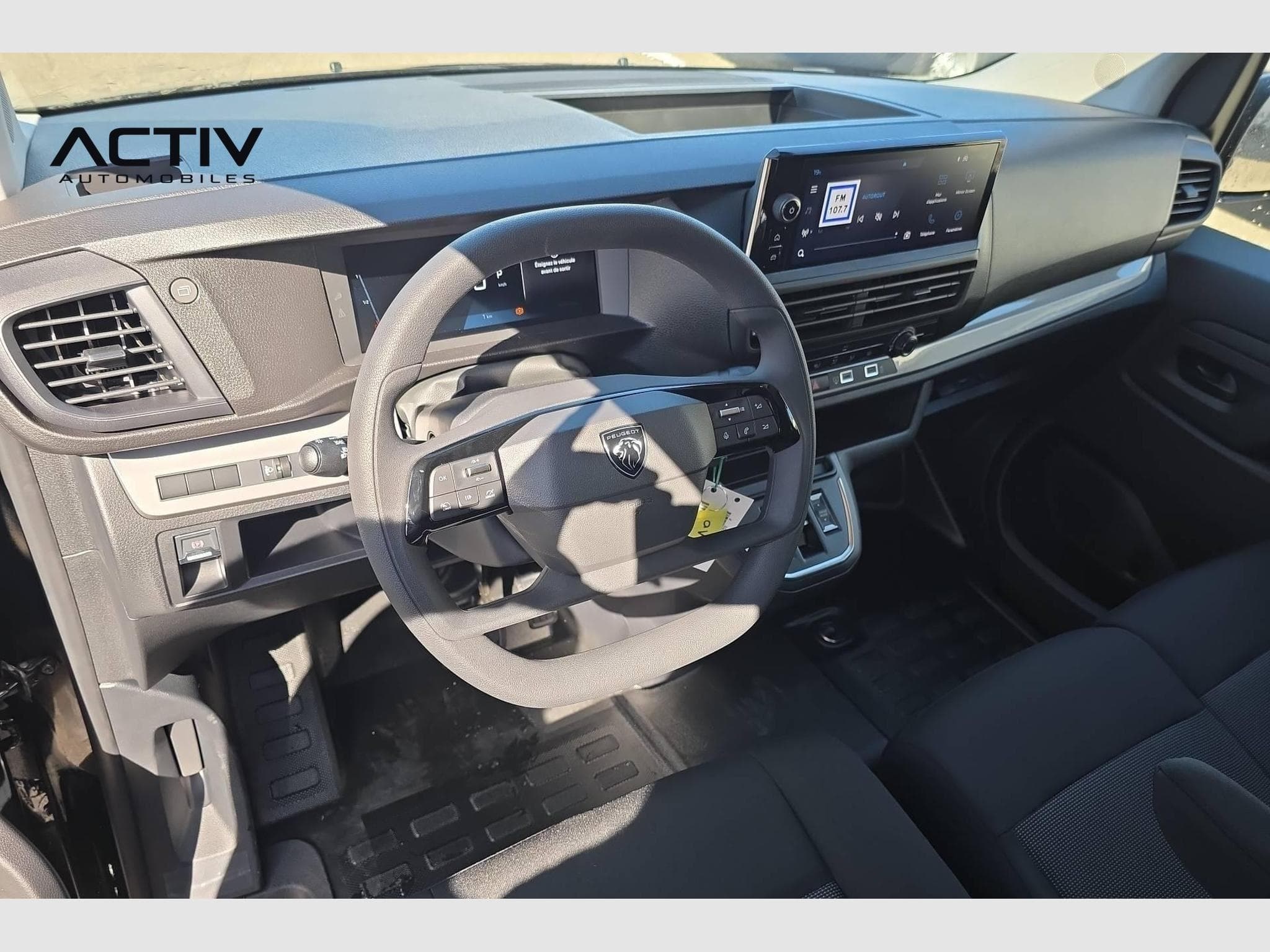Peugeot Expert XL DIESEL 180 CH AUTOMATIQUE (2026) - Photo 12