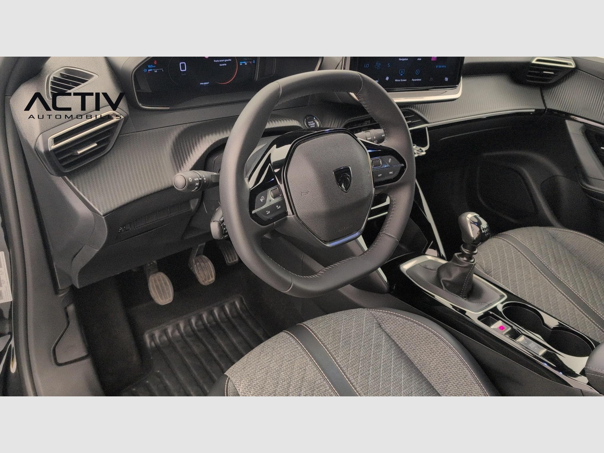 Peugeot 2008 100 S&S BVM6 Allure (2025) - Photo 15