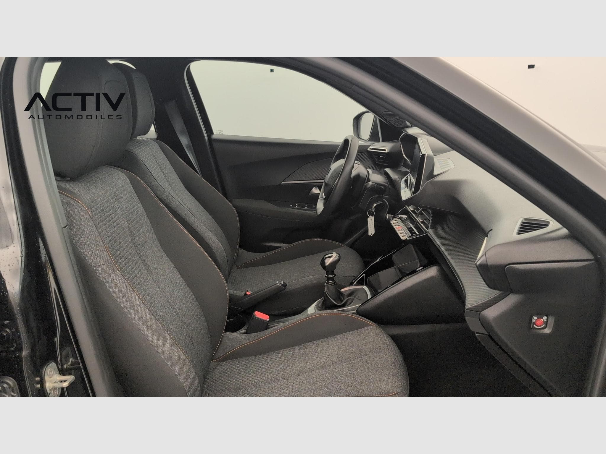 Peugeot 2008 100 S&S BVM6 Style (2025) - Photo 9