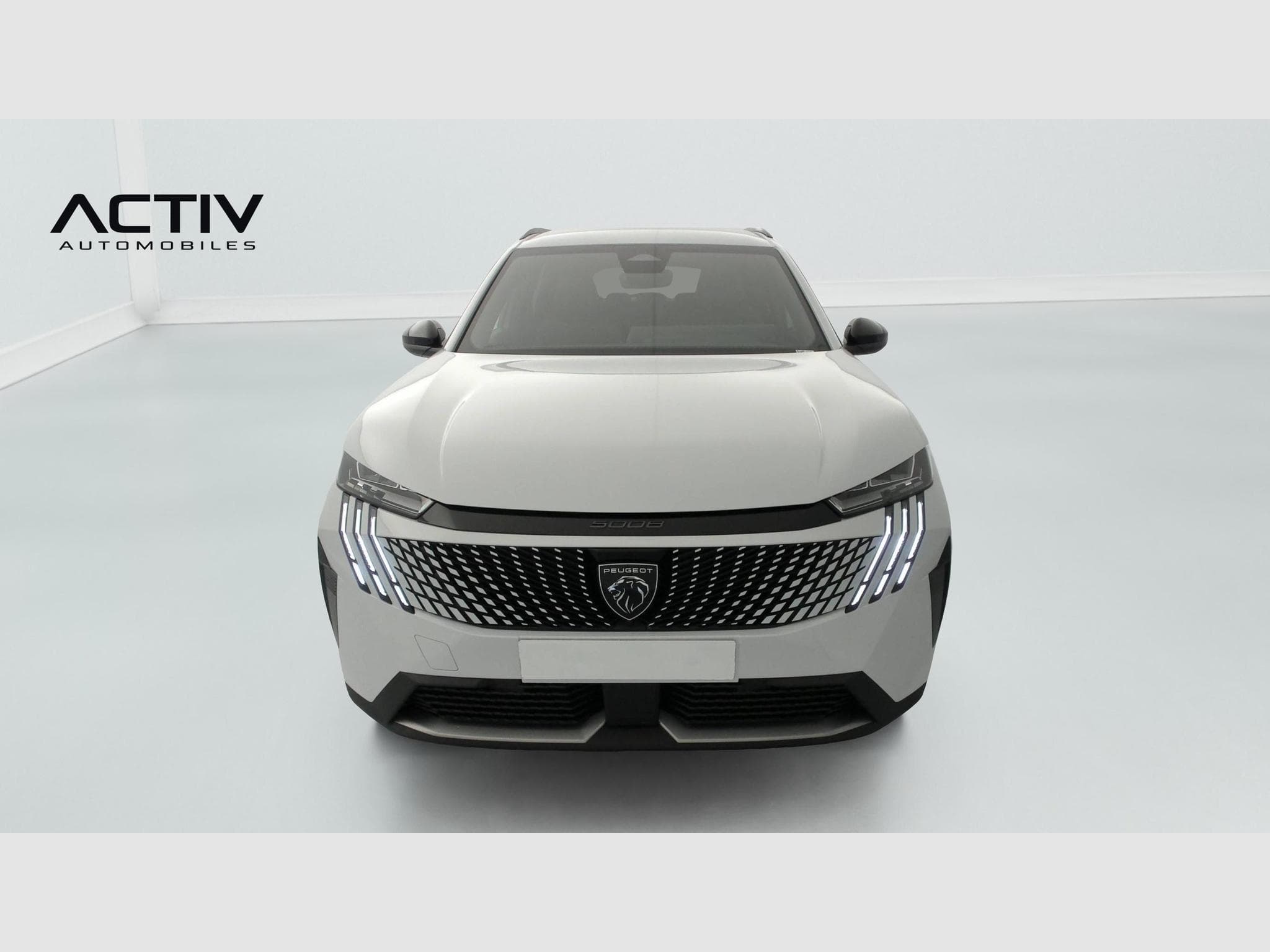 Peugeot 5008 Hybrid 145 e-DCS6 Allure (2026) - Photo 2